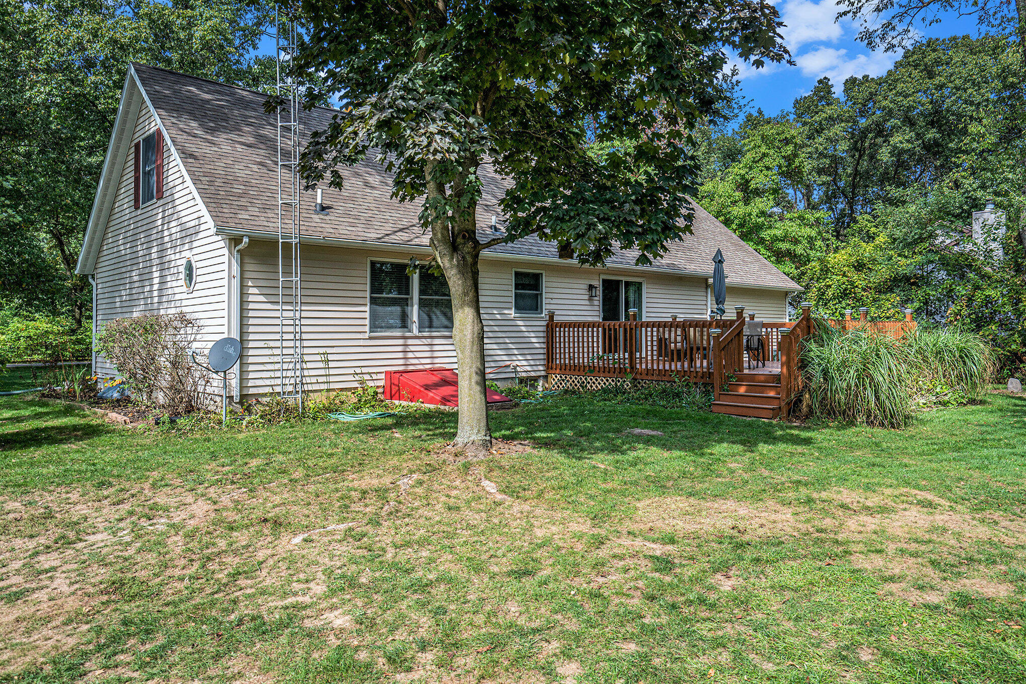 68881 3rd Street Edwardsburg MI 49112