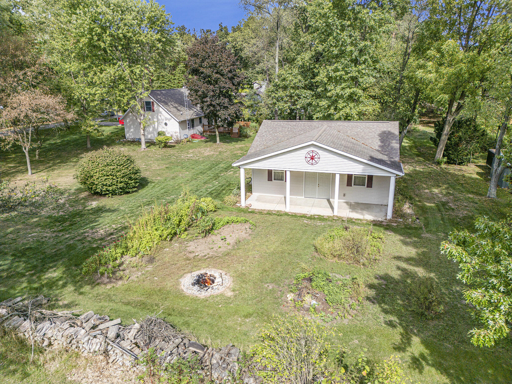 68881 3rd Street Edwardsburg MI 49112