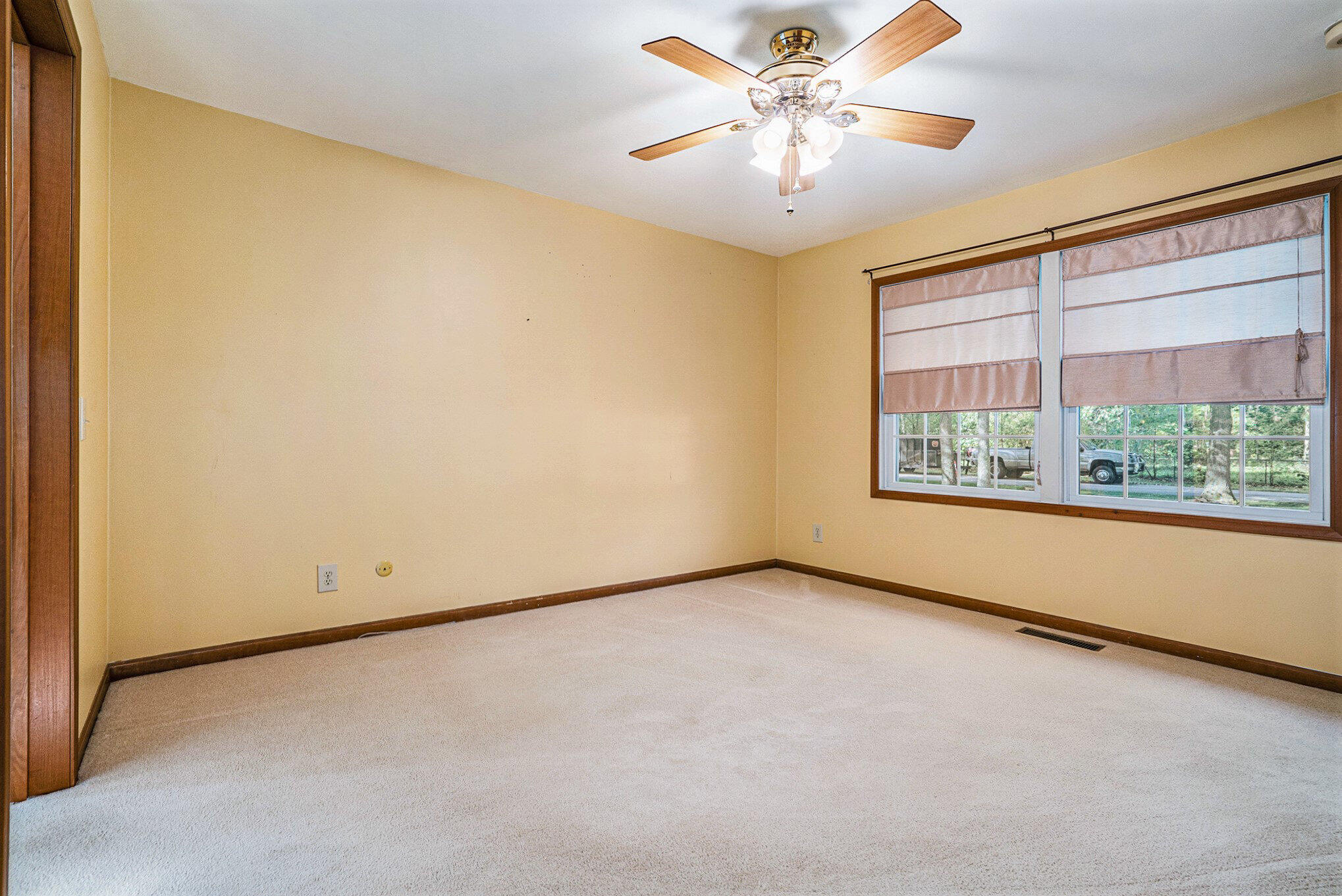 68881 3rd Street Edwardsburg MI 49112