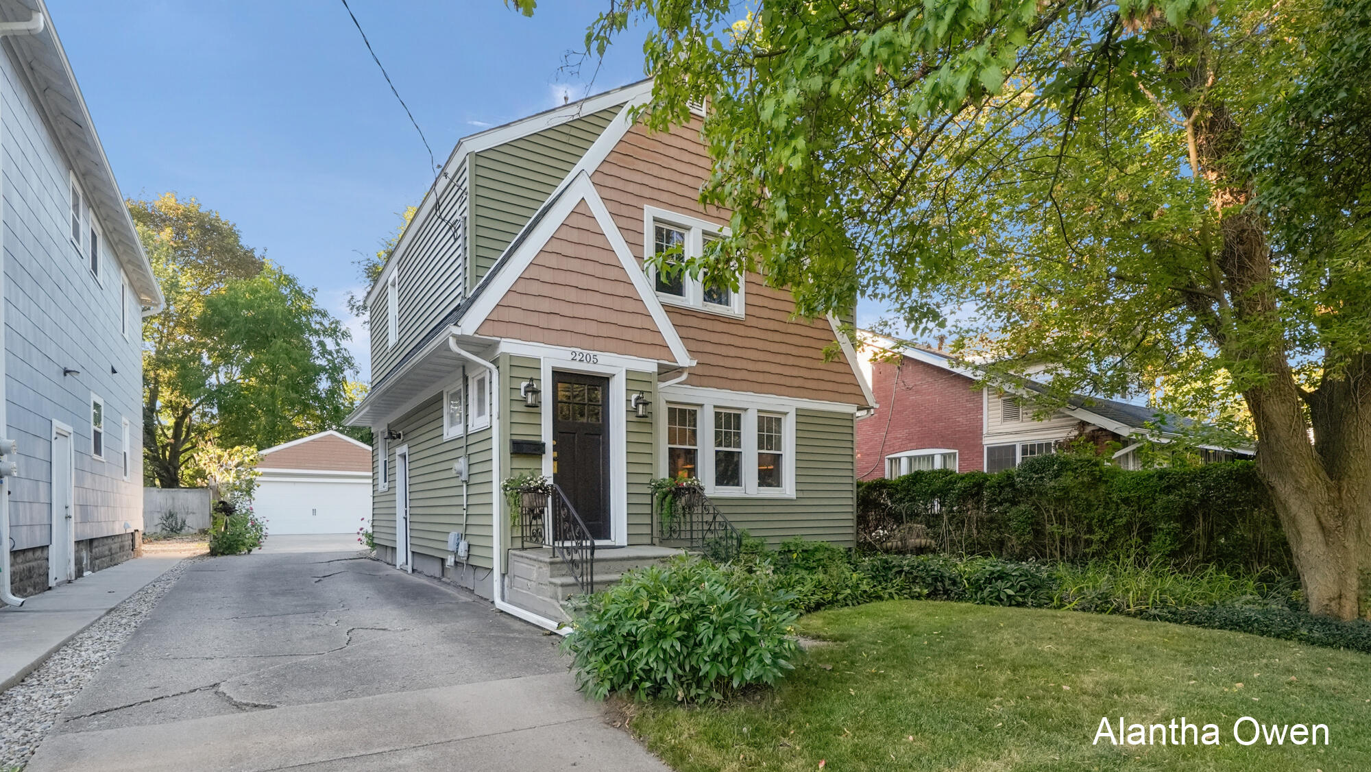 2205 W Main Street Kalamazoo MI 49006