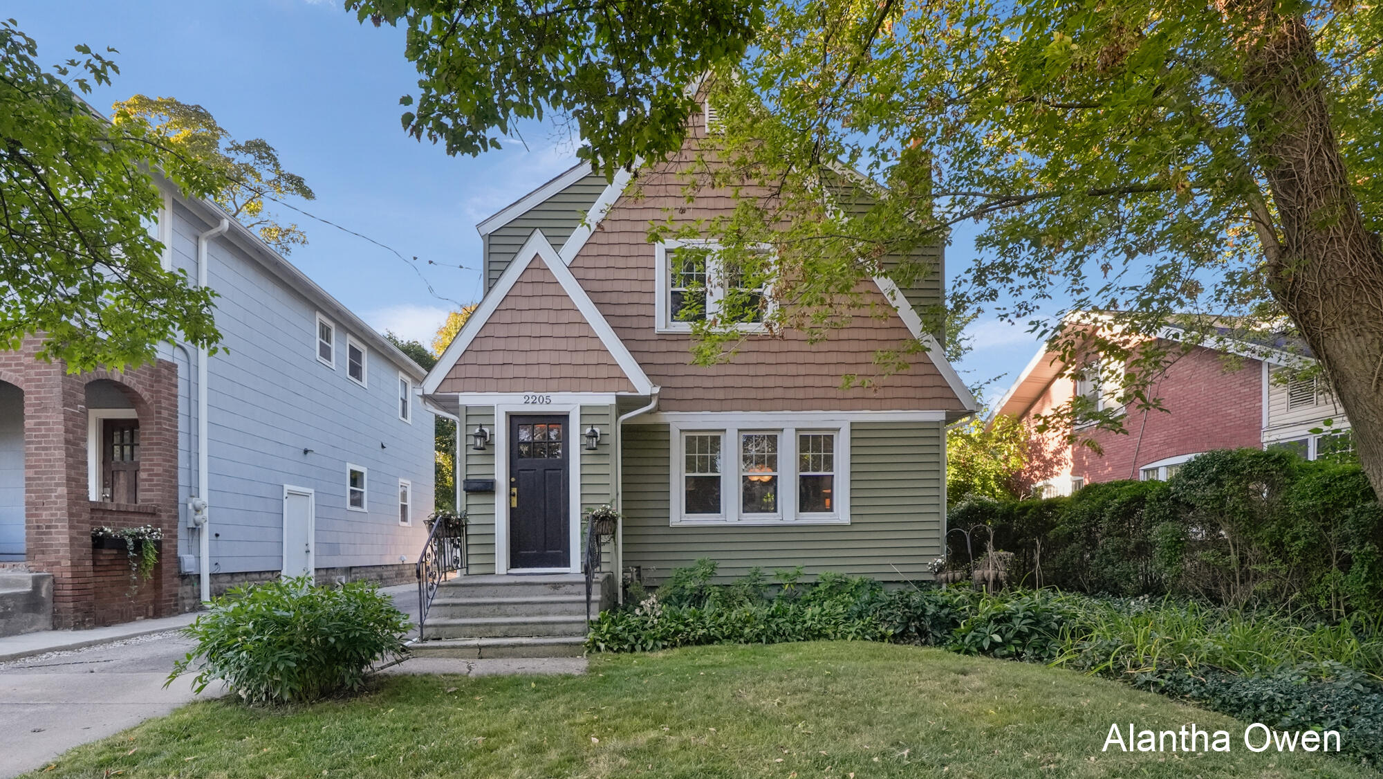 2205 W Main Street Kalamazoo MI 49006