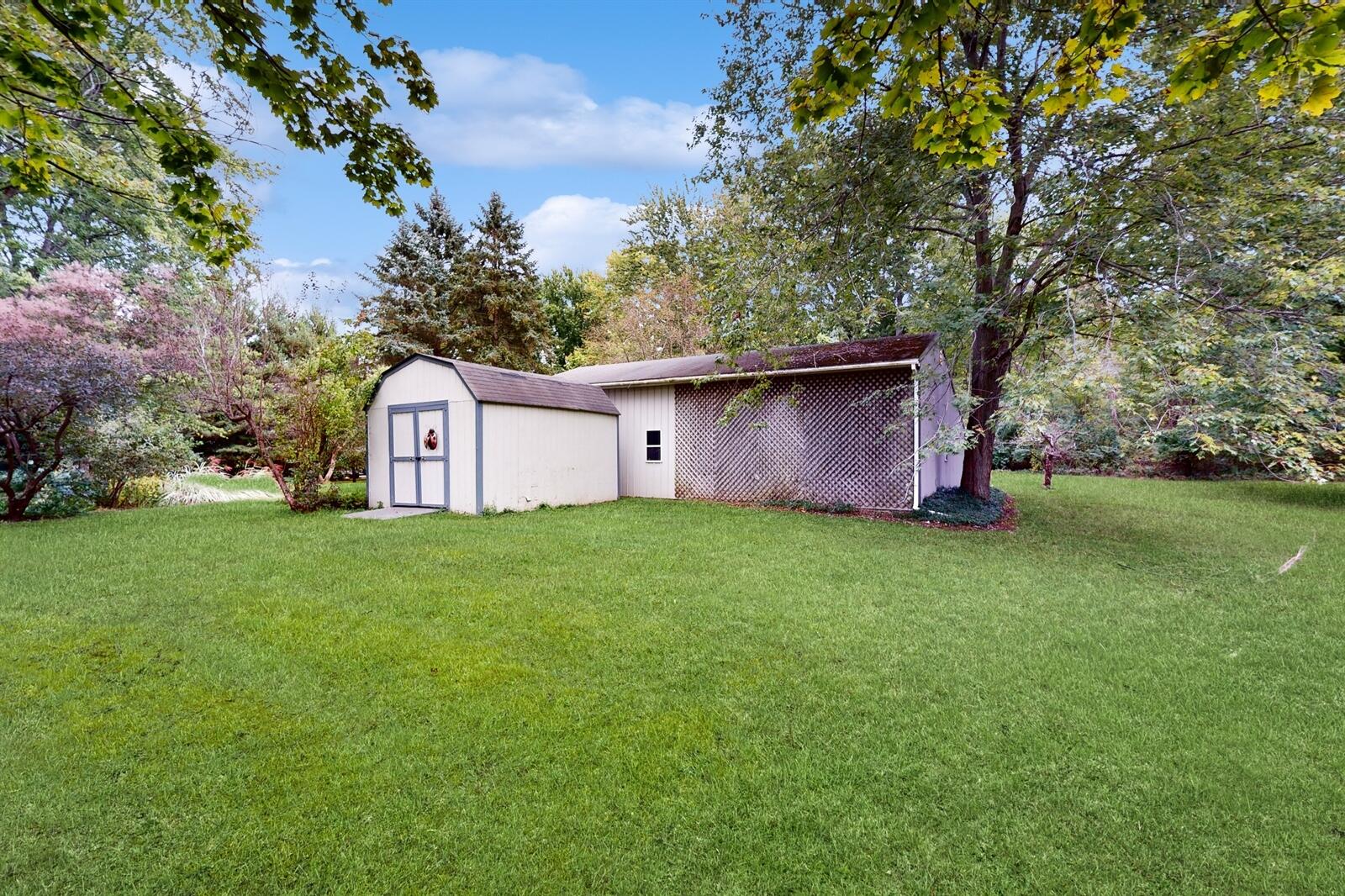15677 Gardner Road Galien MI 49113