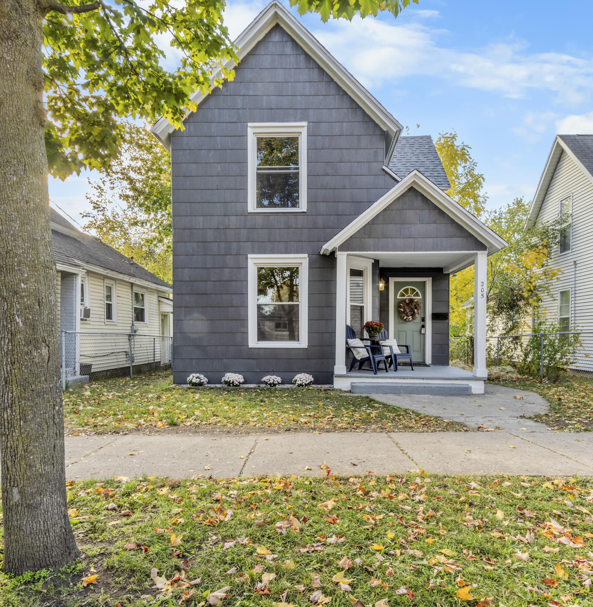 205 Lane Avenue SW Grand Rapids MI 49504