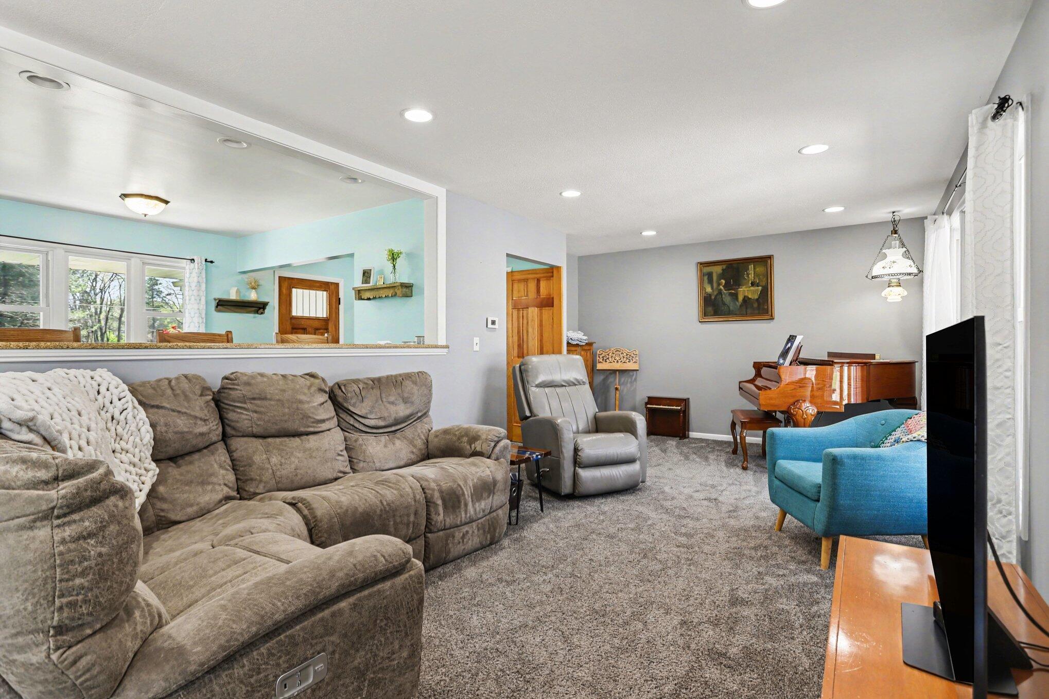 6149 E H Avenue Kalamazoo MI 49048