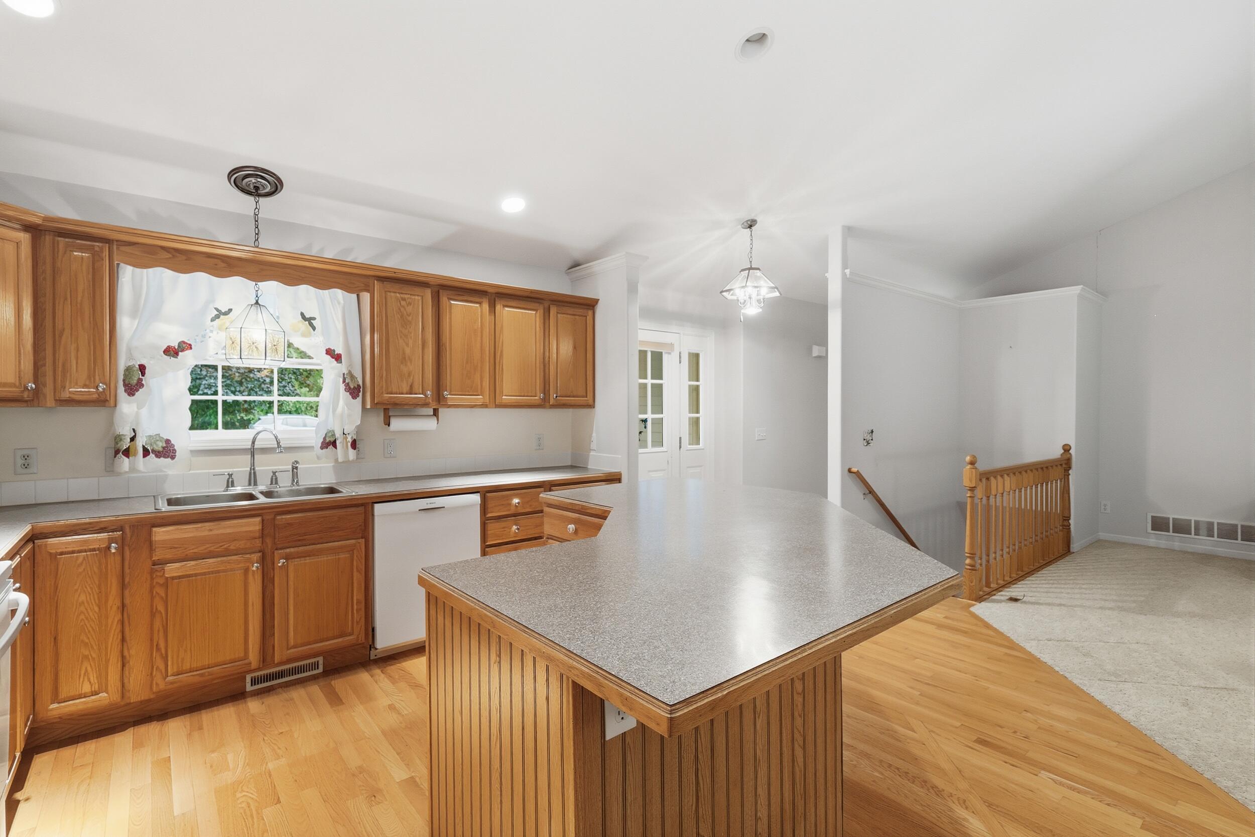 5075 Bonasa Drive NE Rockford MI 49341