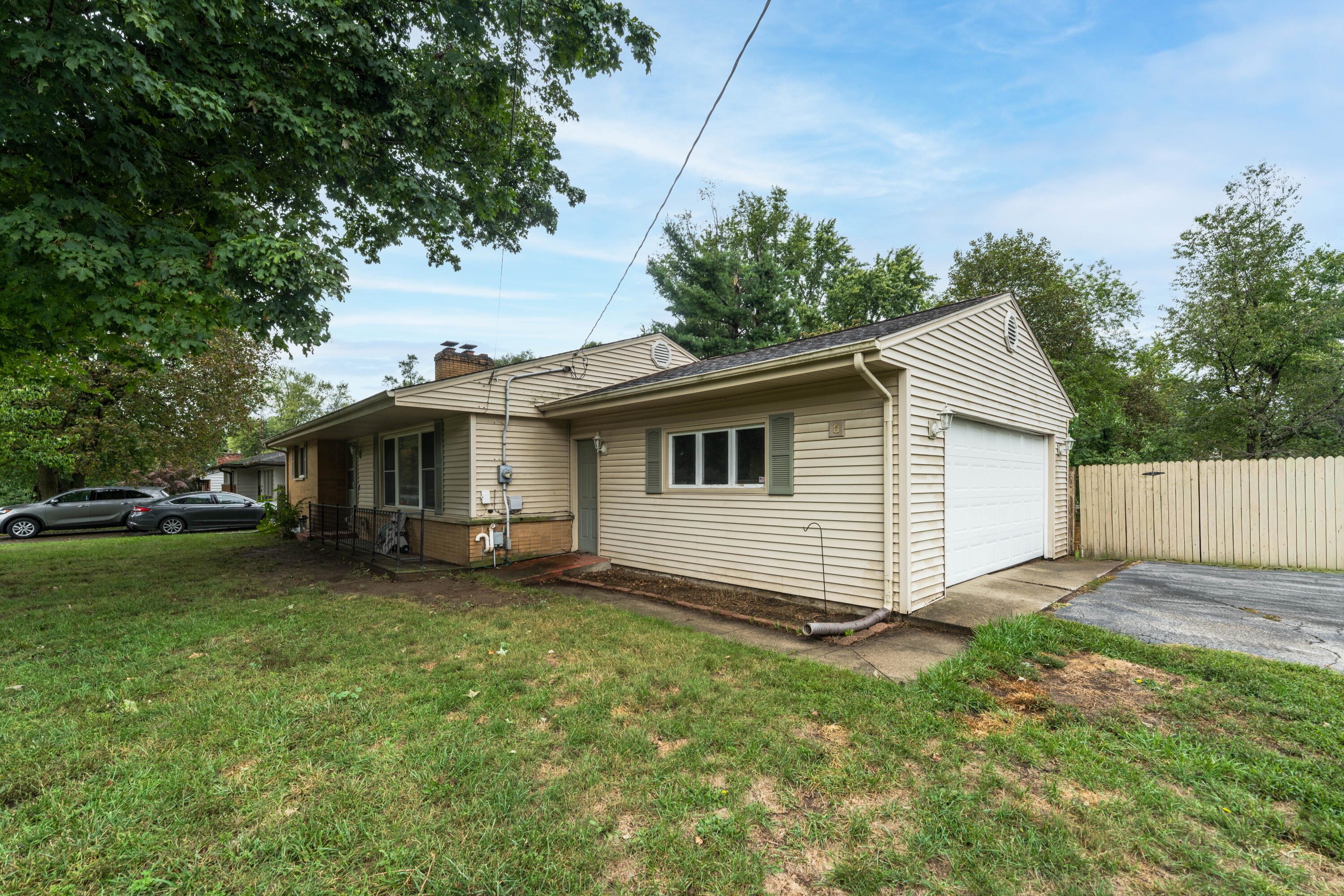 1915 Helen Avenue Portage MI 49002