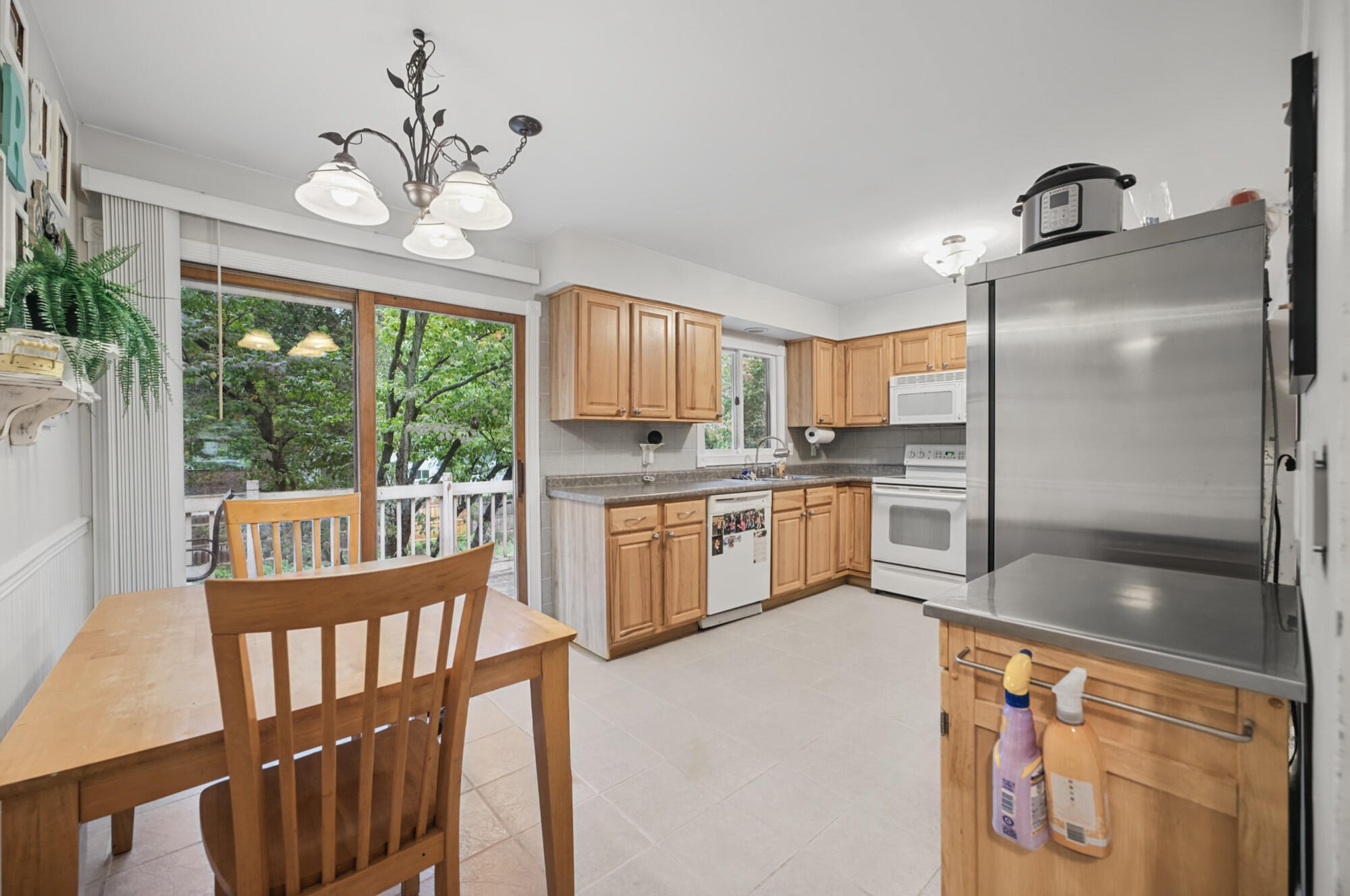 1915 Helen Avenue Portage MI 49002