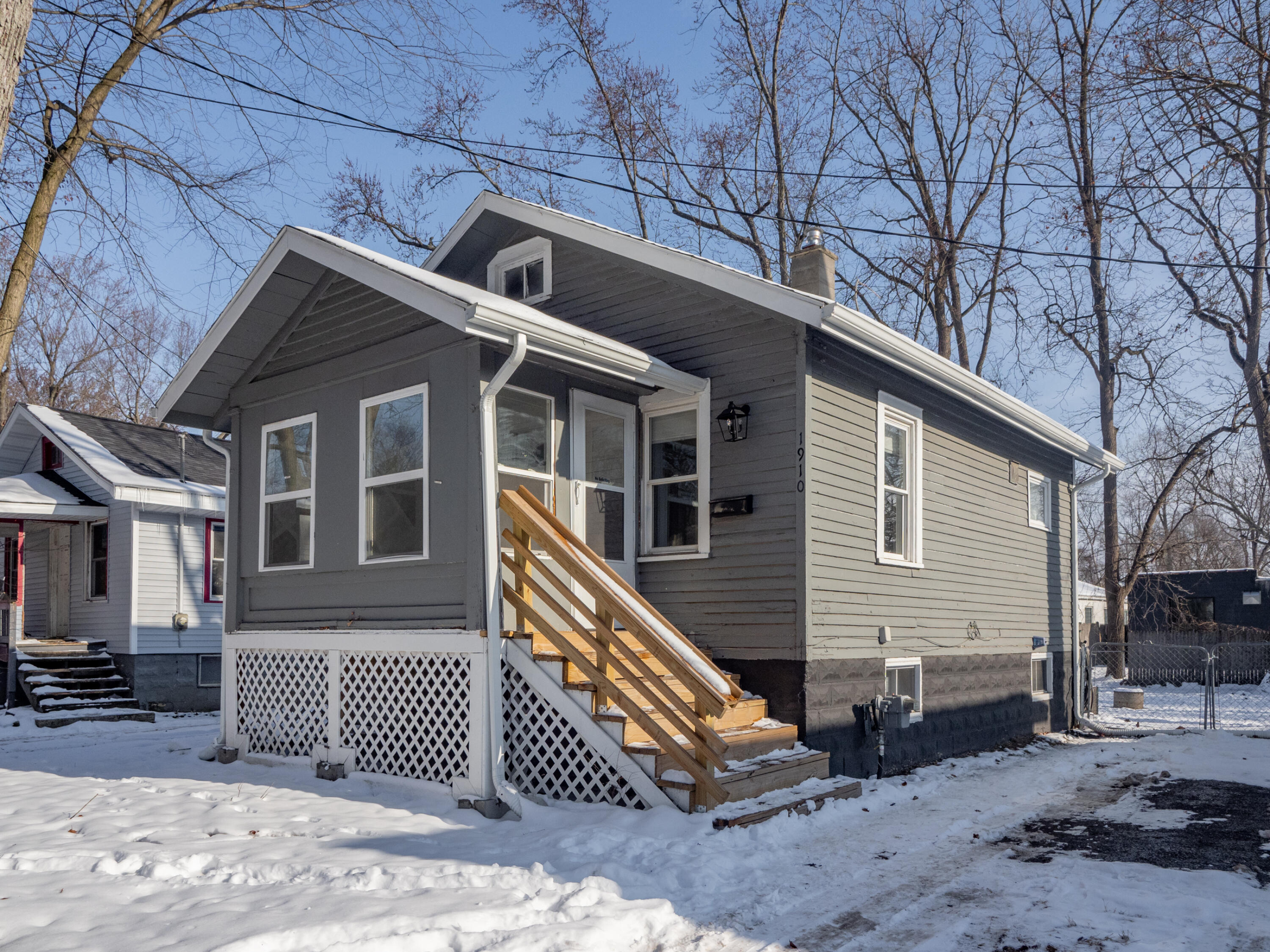 1910 N Rose Street Kalamazoo MI 49007