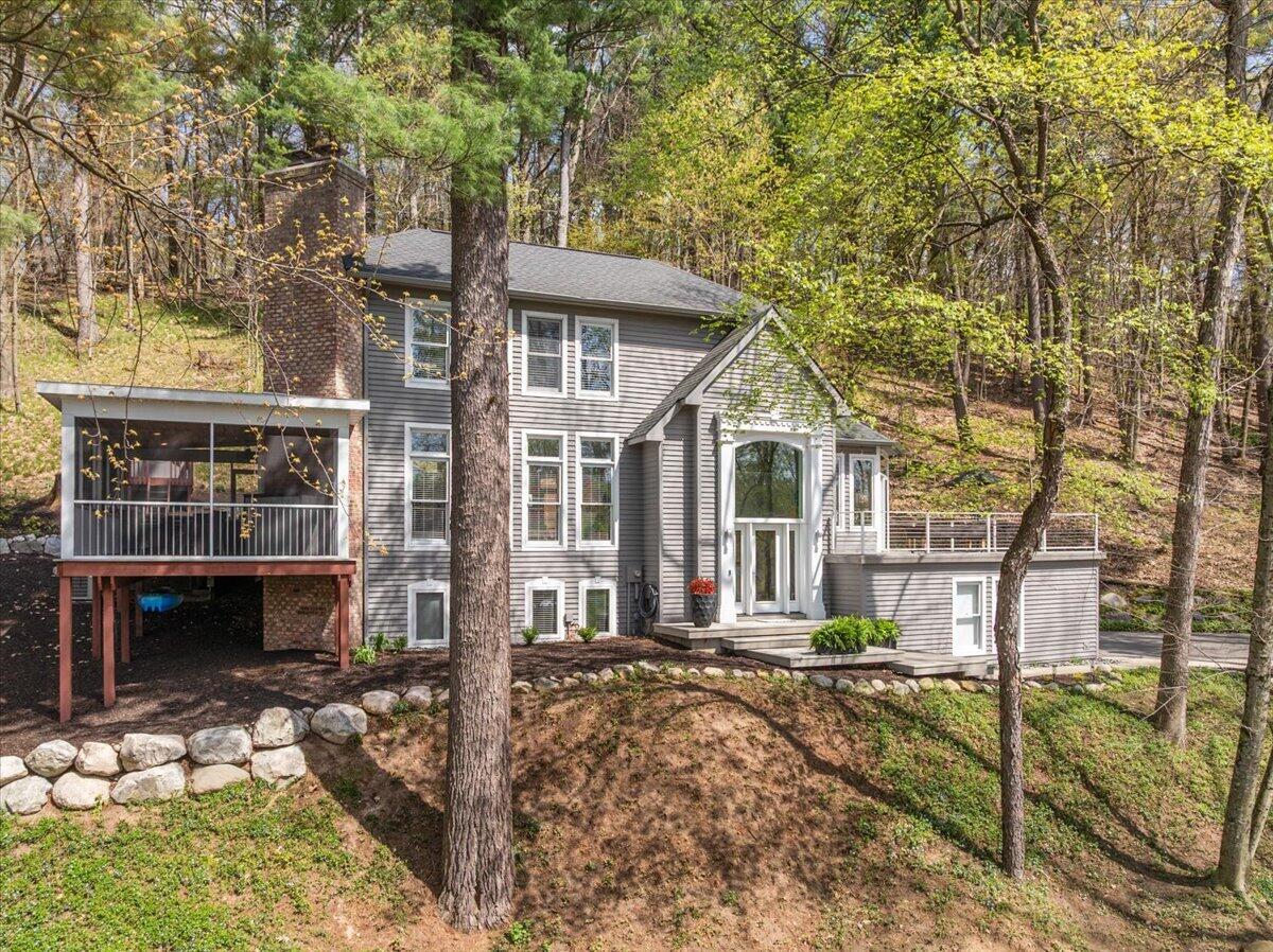 1840 Timber Trail Drive SE Ada MI 49301