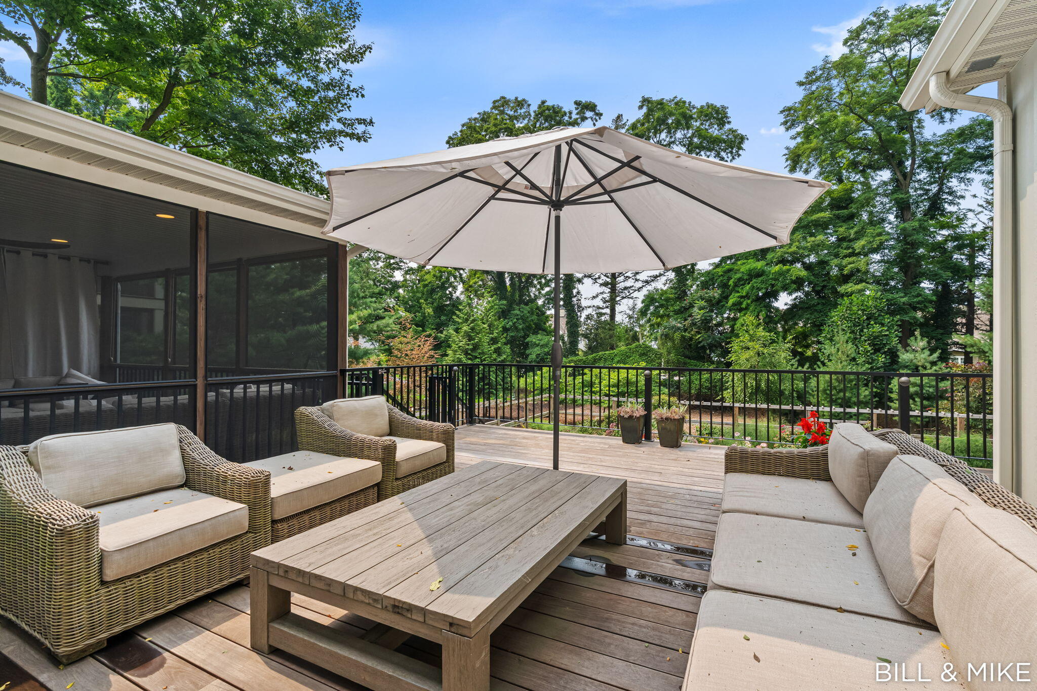 2840 Lake Breeze Drive Fennville MI 49408