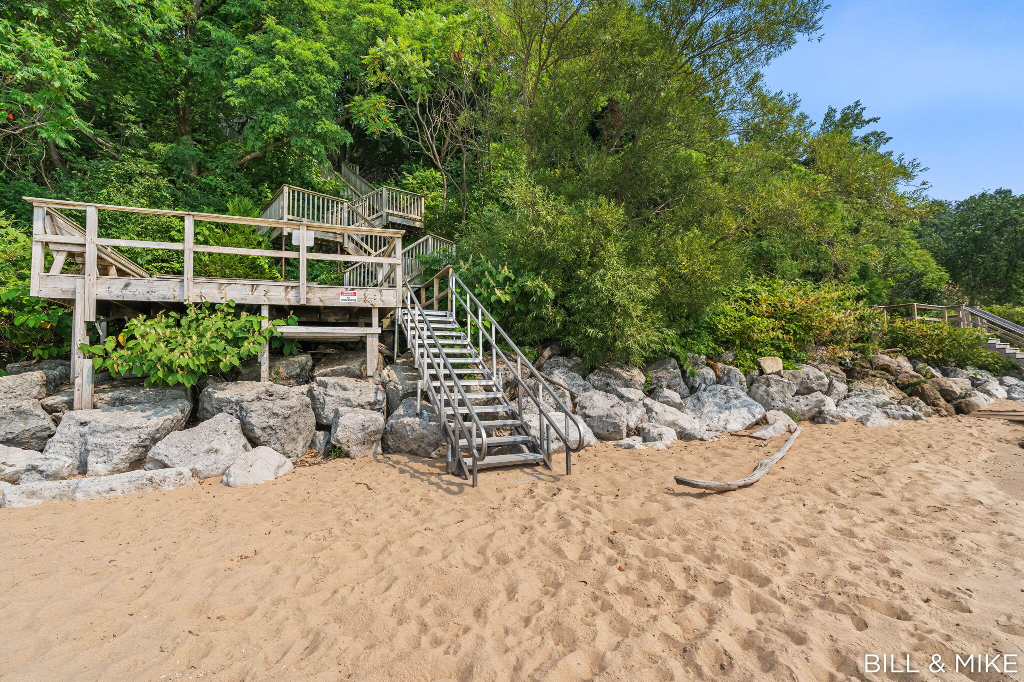 2840 Lake Breeze Drive Fennville MI 49408