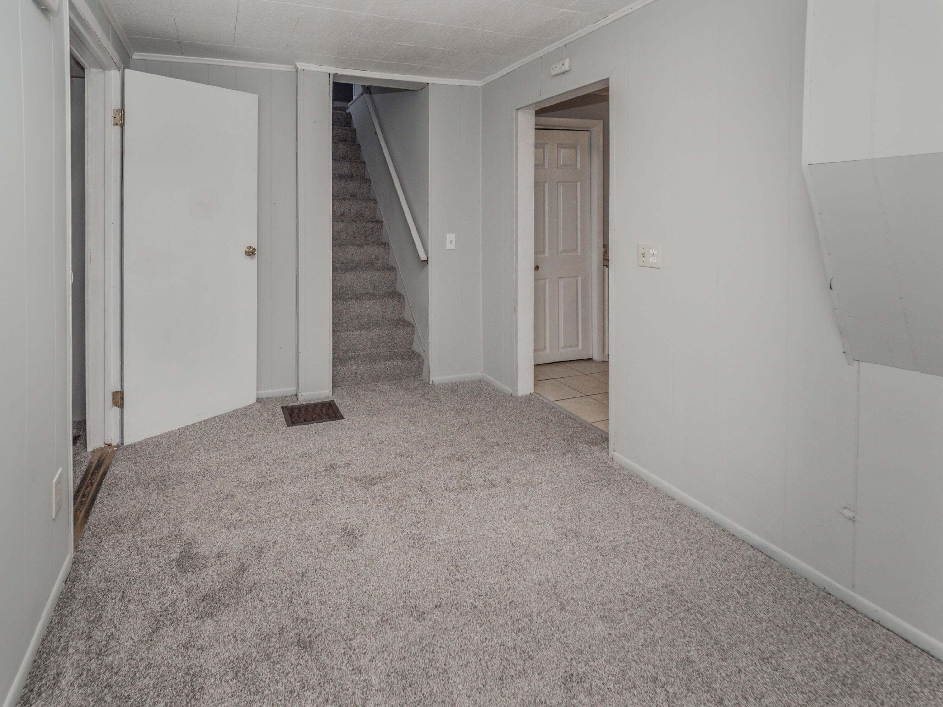637 Davis Street Kalamazoo MI 49007