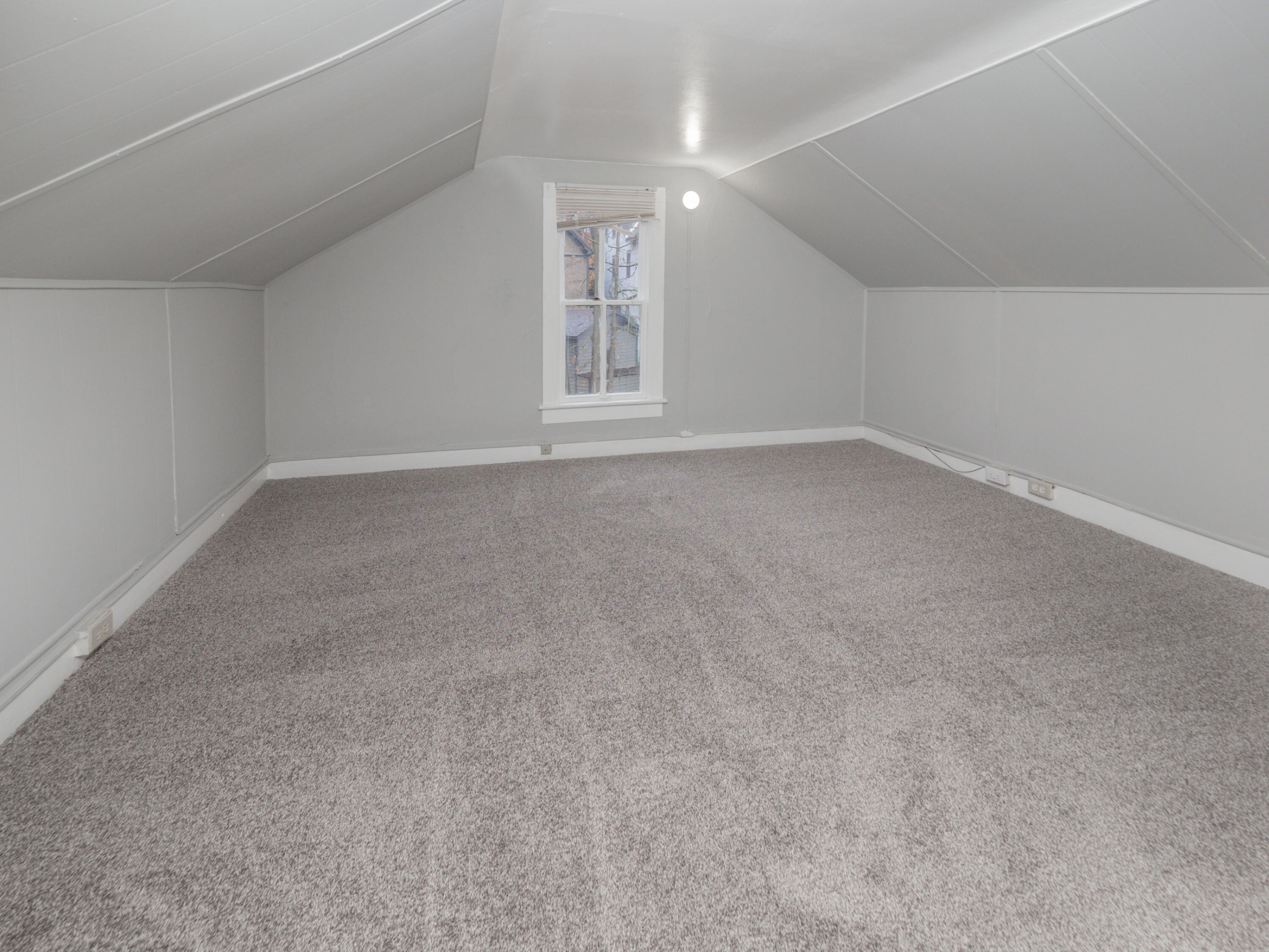 637 Davis Street Kalamazoo MI 49007