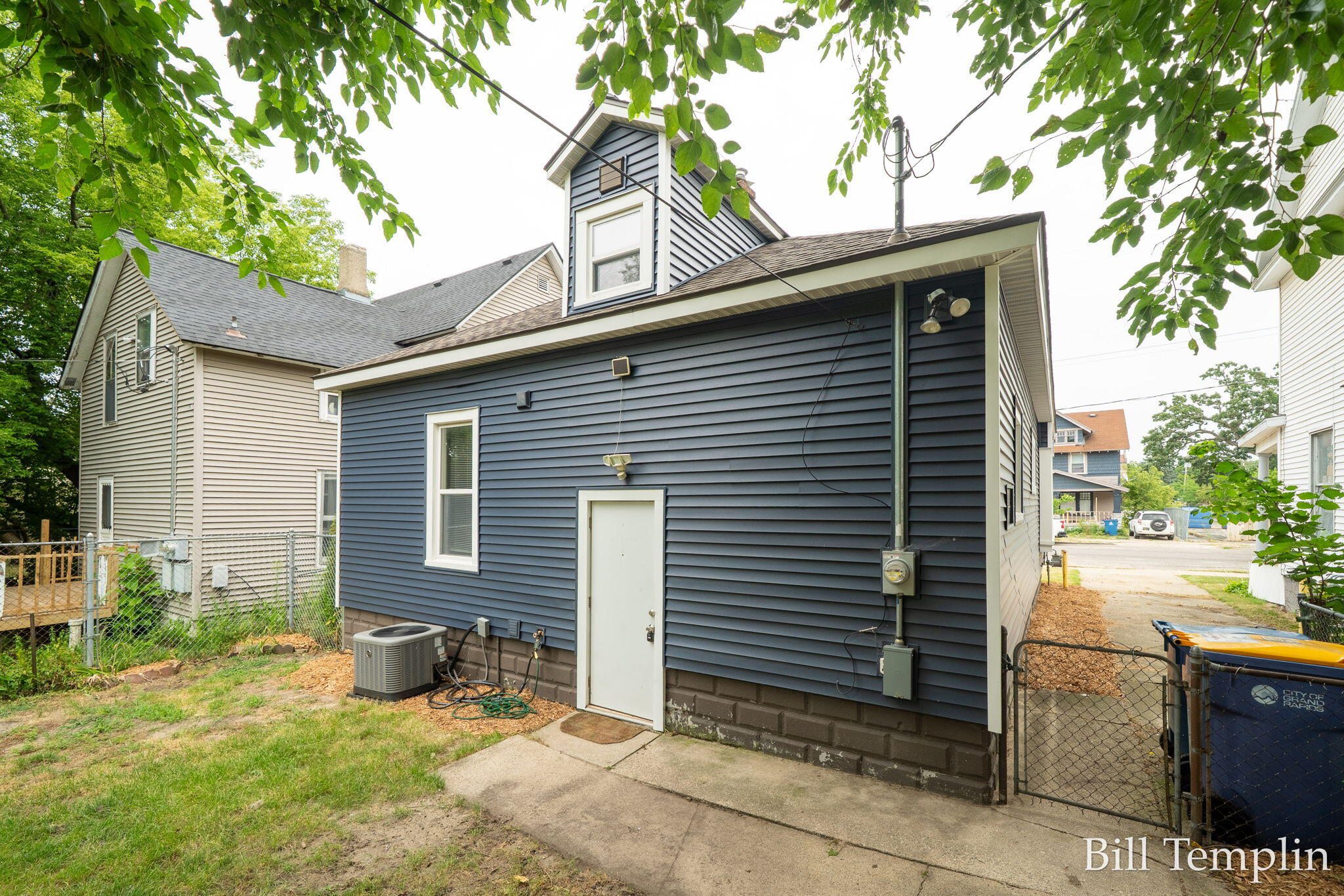 1749 Jefferson Avenue SE Grand Rapids MI 49507