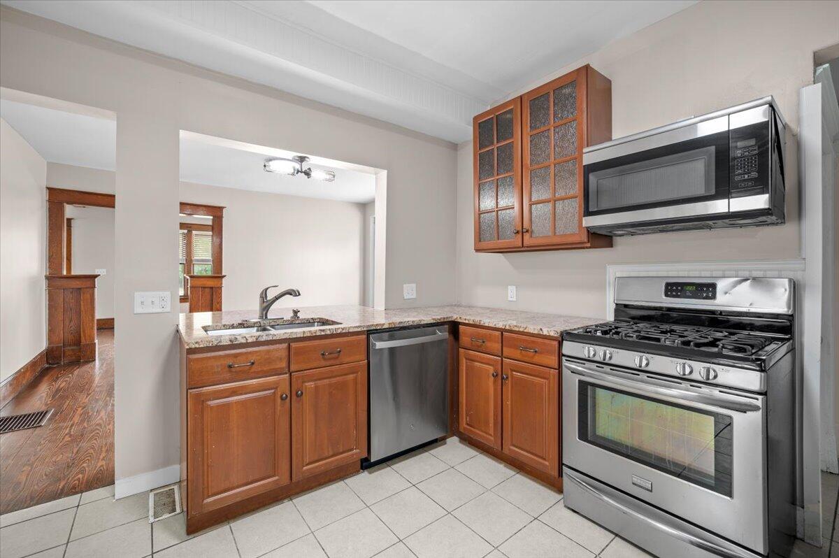 443 Hall Street SE Grand Rapids MI 49507