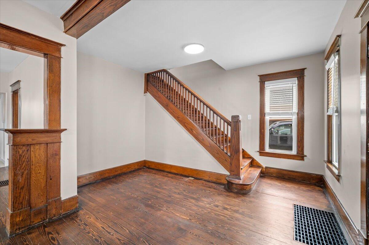 443 Hall Street SE Grand Rapids MI 49507