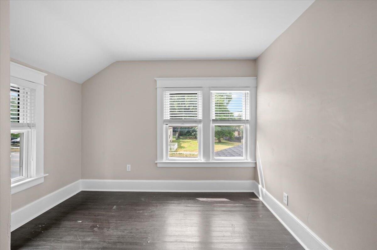 443 Hall Street SE Grand Rapids MI 49507