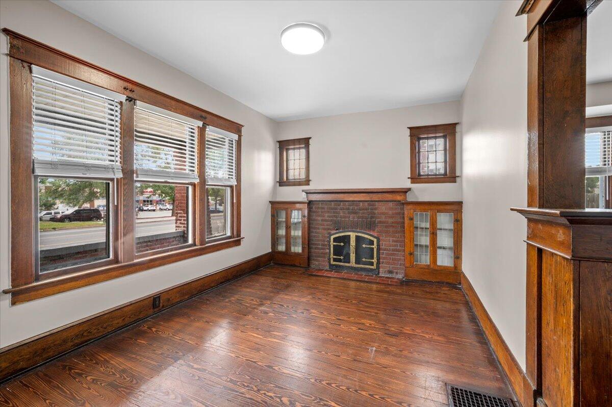 443 Hall Street SE Grand Rapids MI 49507