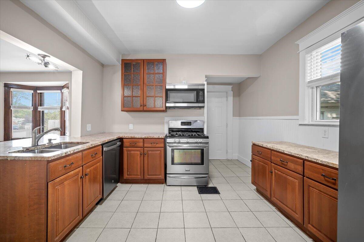 443 Hall Street SE Grand Rapids MI 49507