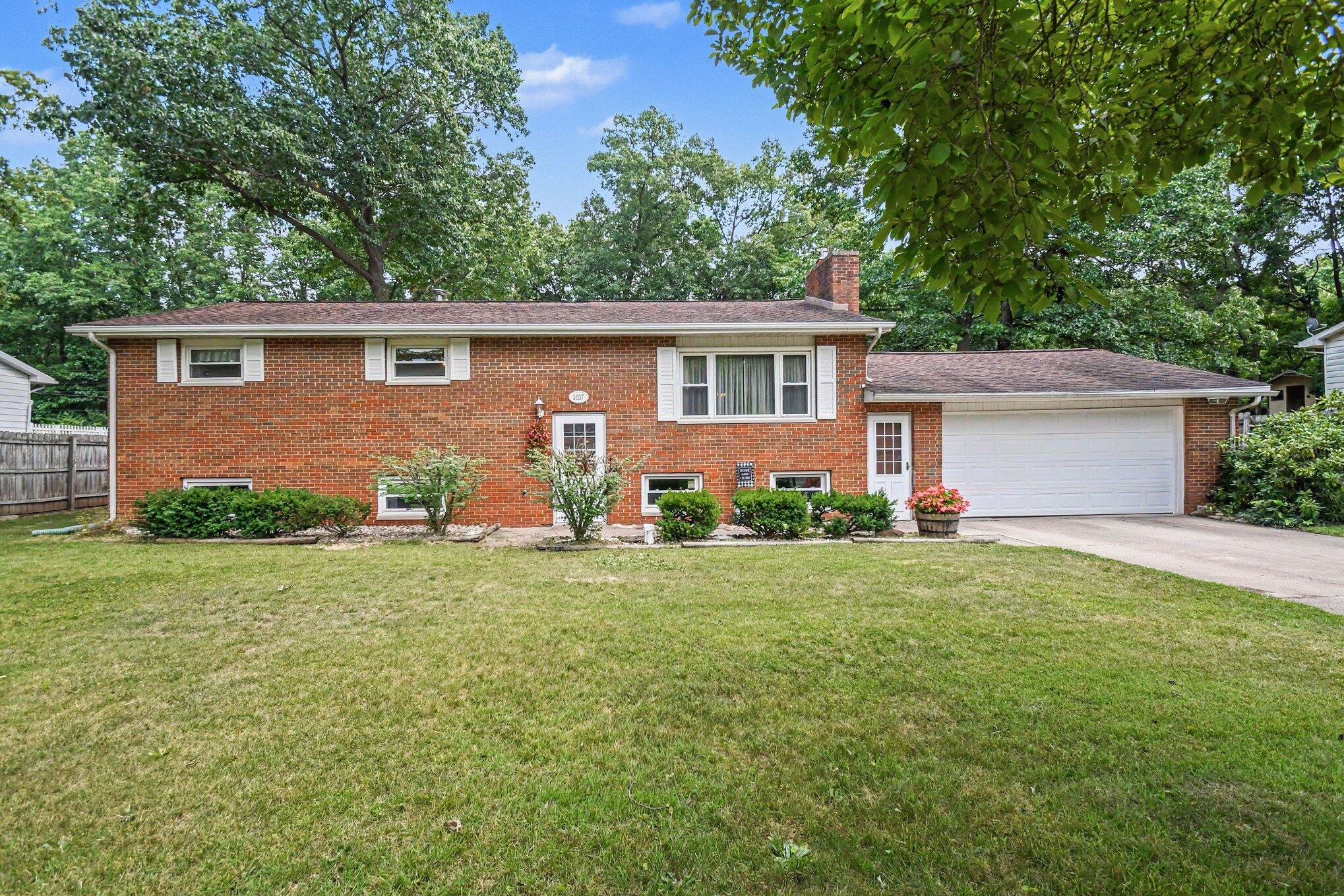 3037 S 13th Street Niles MI 49120
