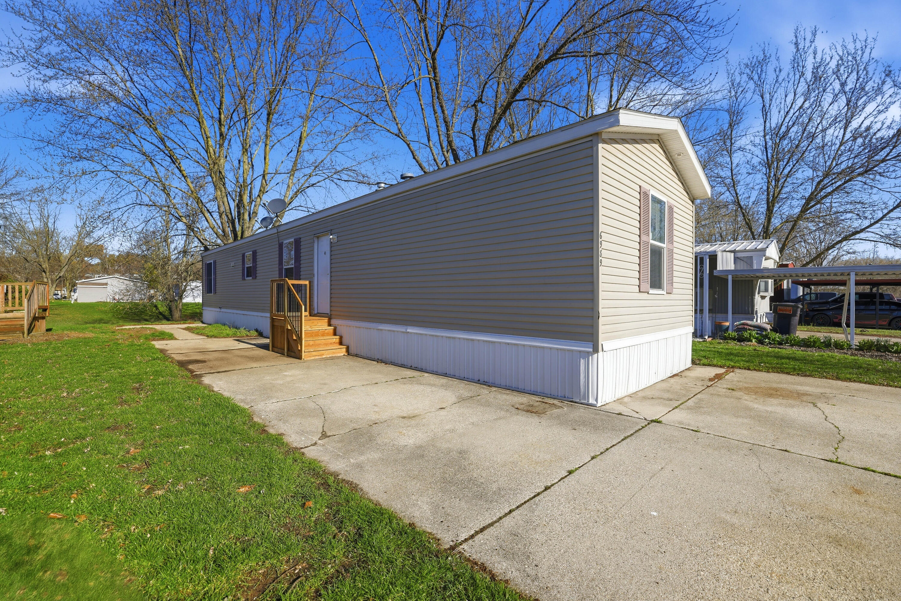 6989 Festival Drive SW Grand Rapids MI 49548