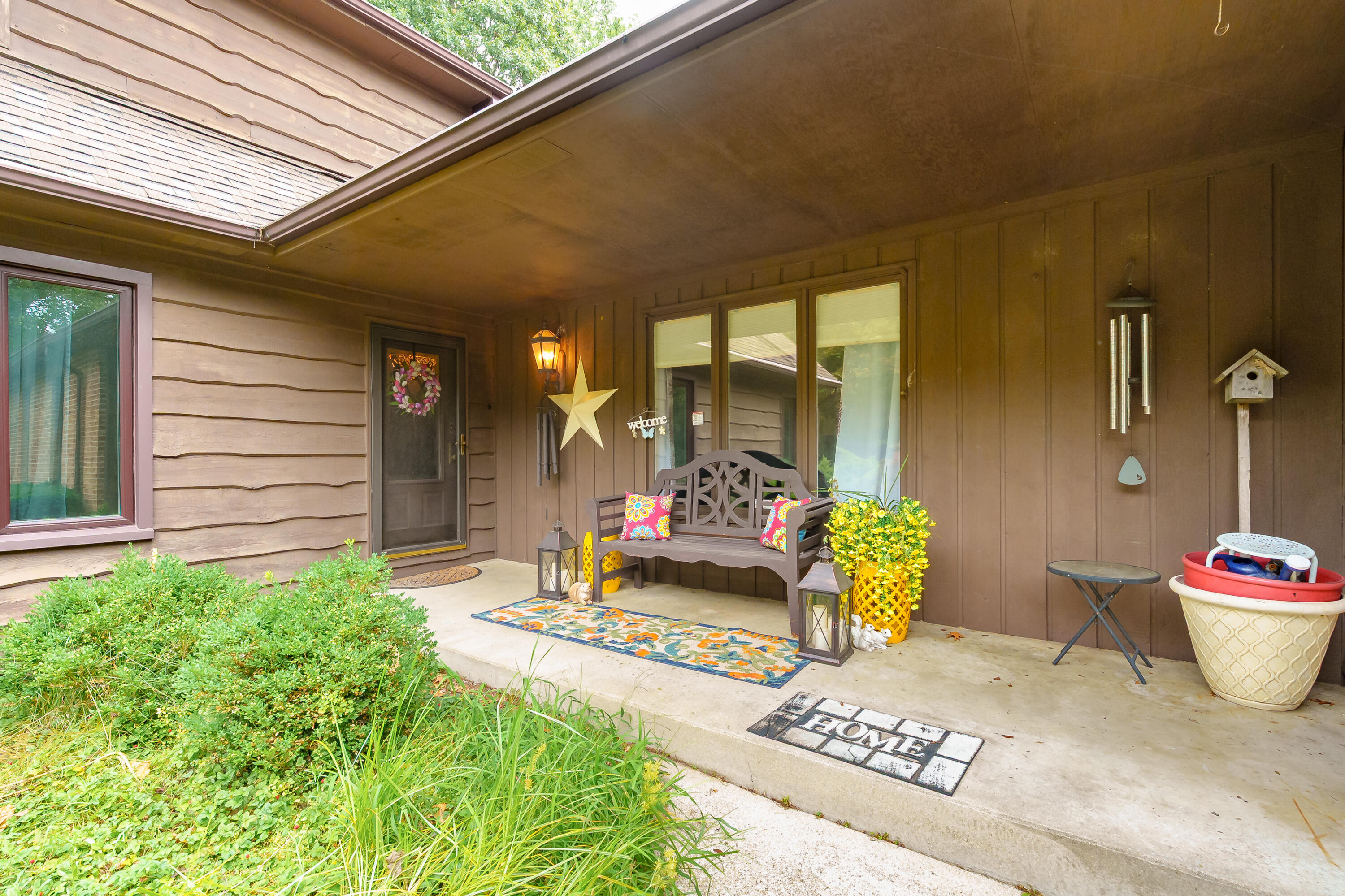 2329 Hickory Point Drive N Portage MI 49024