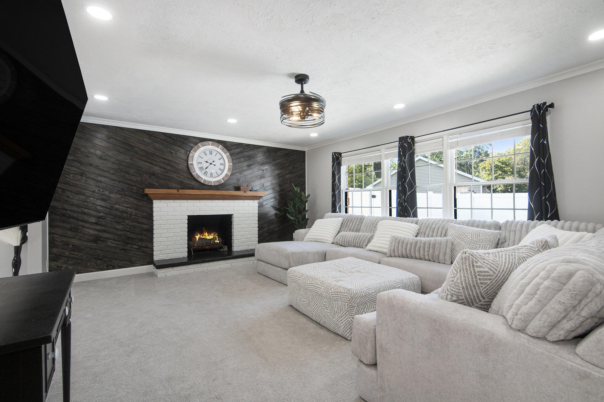 4085 Quainton Road Norton Shores MI 49441