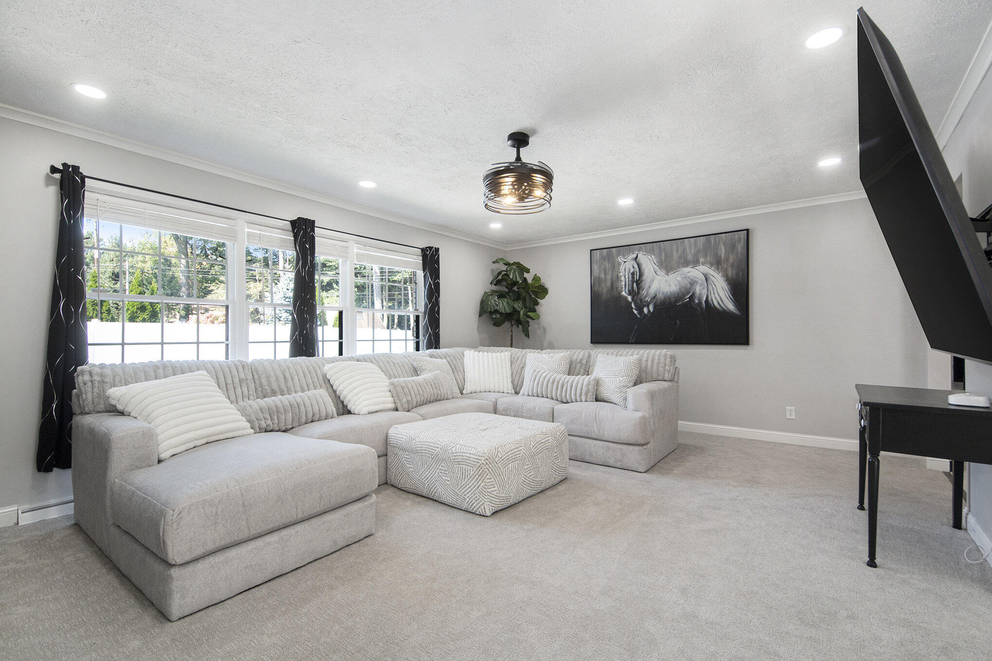 4085 Quainton Road Norton Shores MI 49441