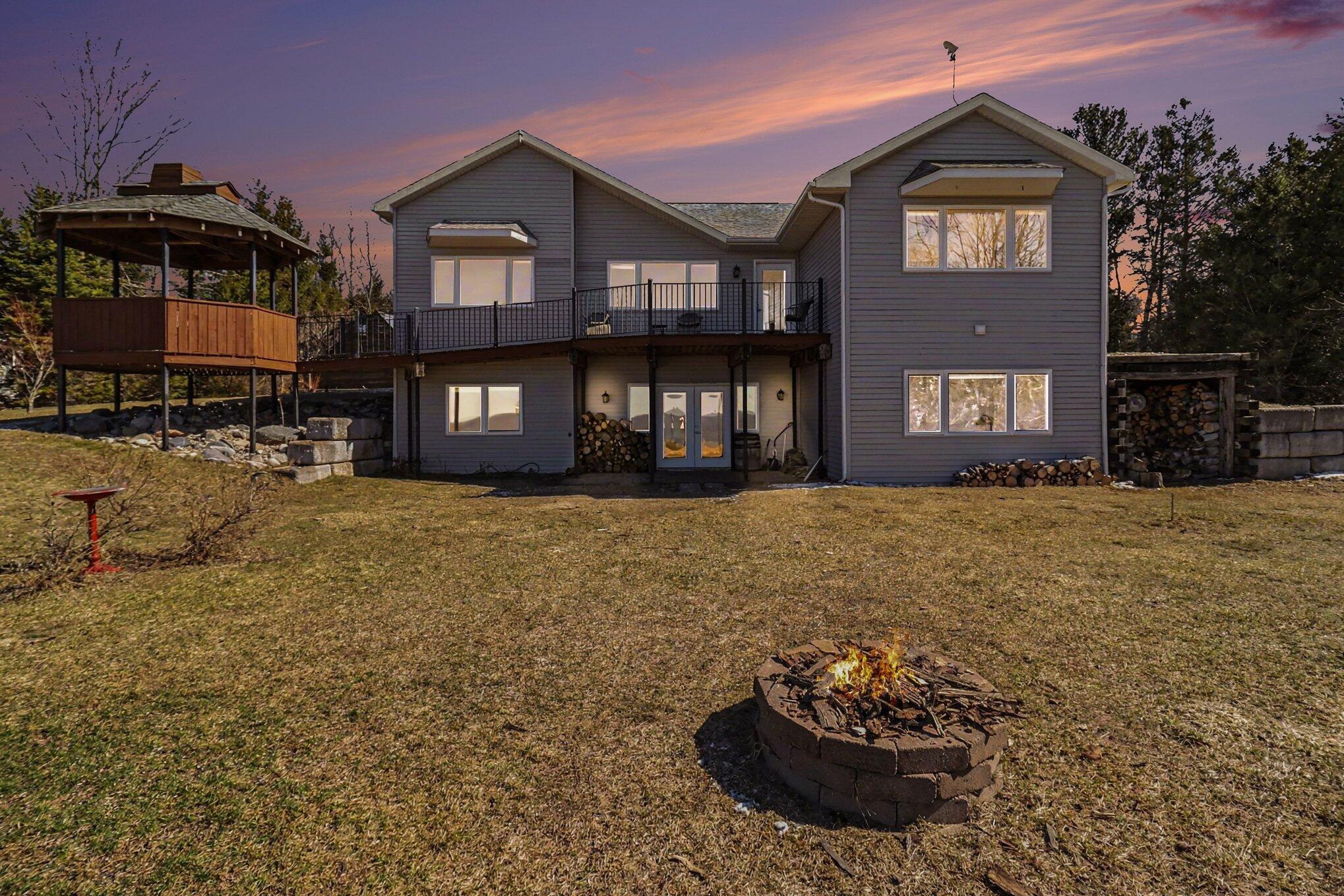 4745 S Lakeshore Drive Ludington MI 49431