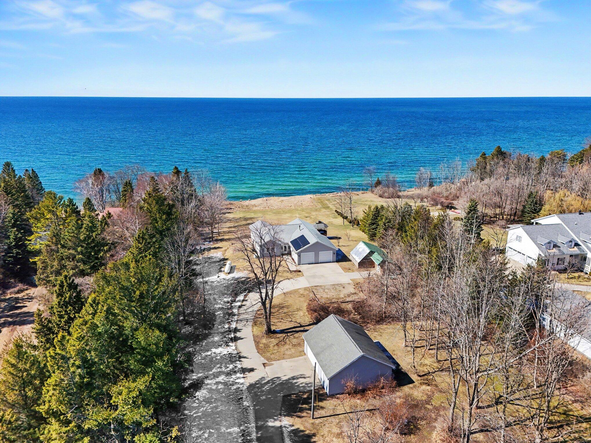 4745 S Lakeshore Drive Ludington MI 49431