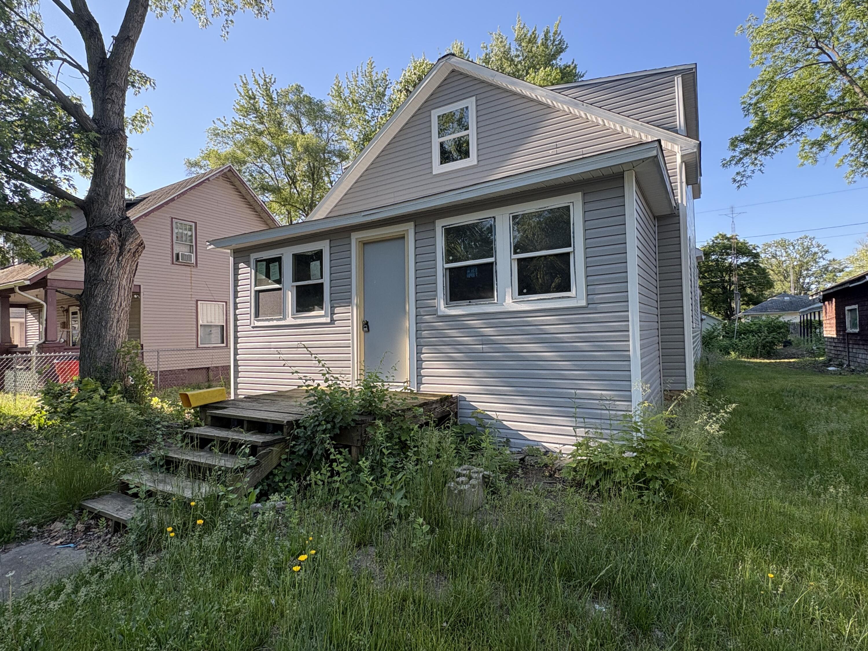 220 Parker Avenue Benton Harbor MI 49022