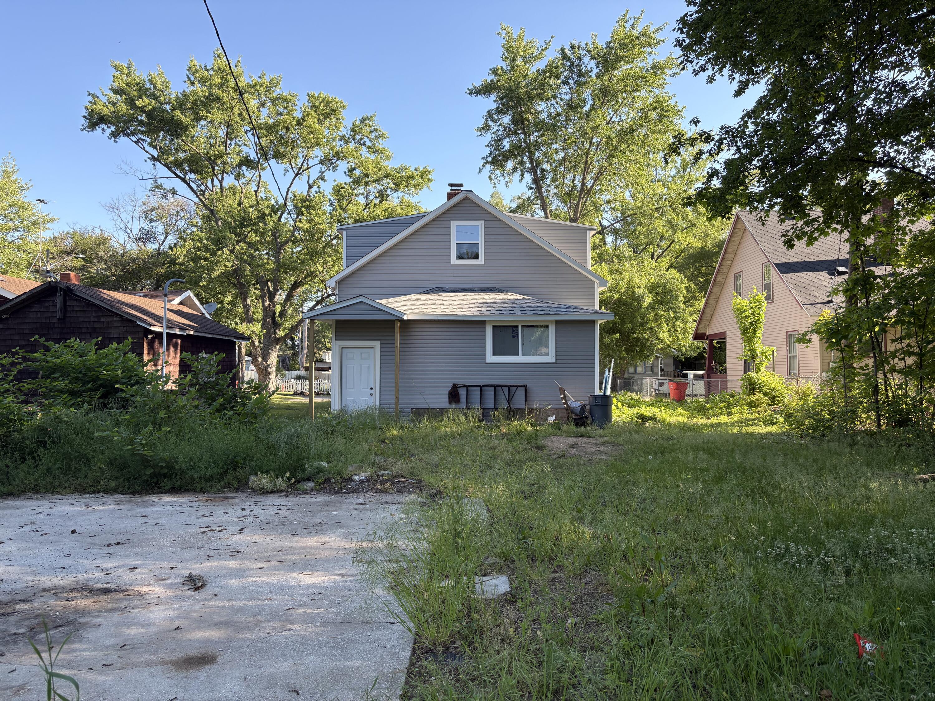 220 Parker Avenue Benton Harbor MI 49022