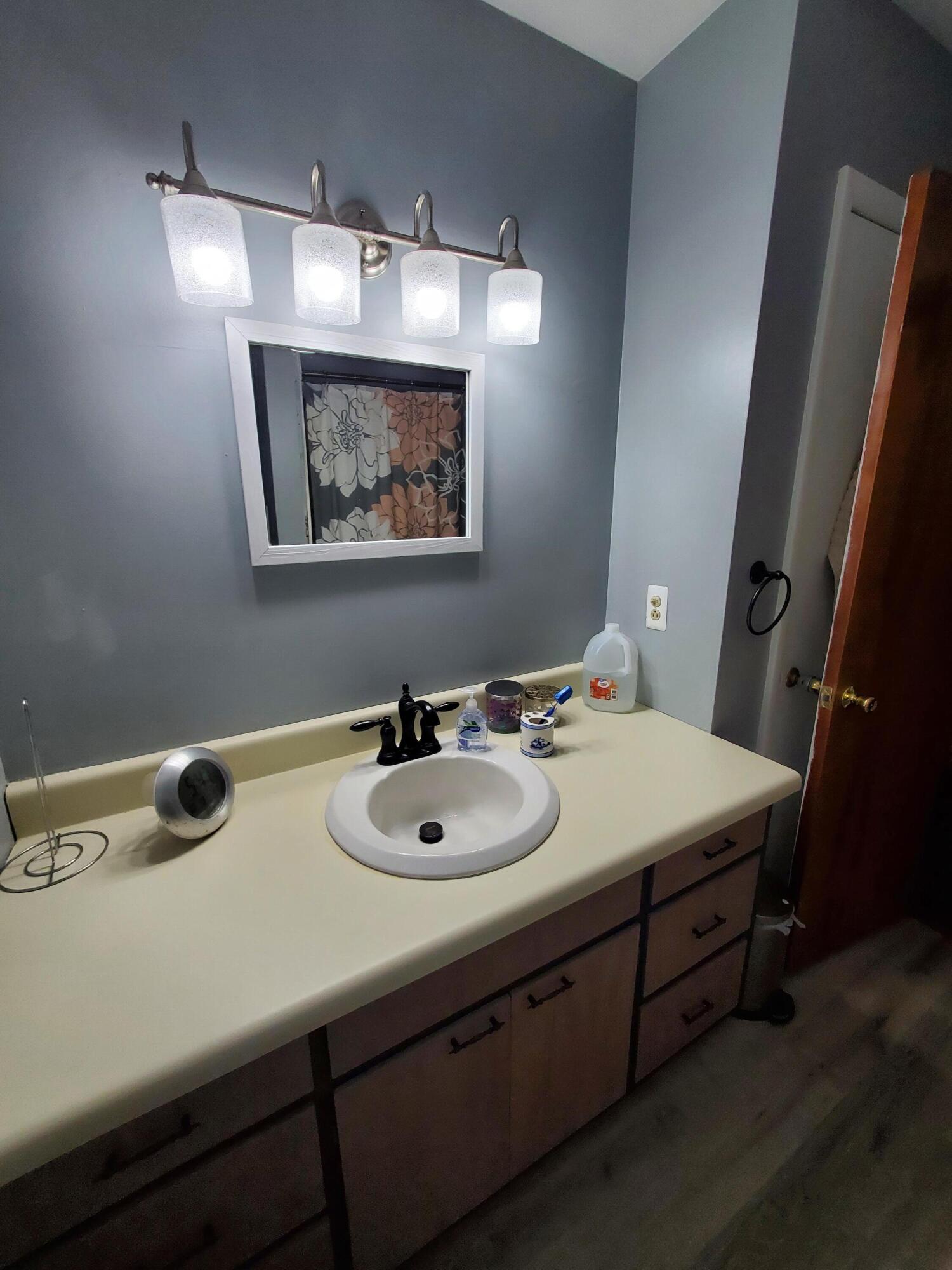 2704 116th Avenue Allegan MI 49010