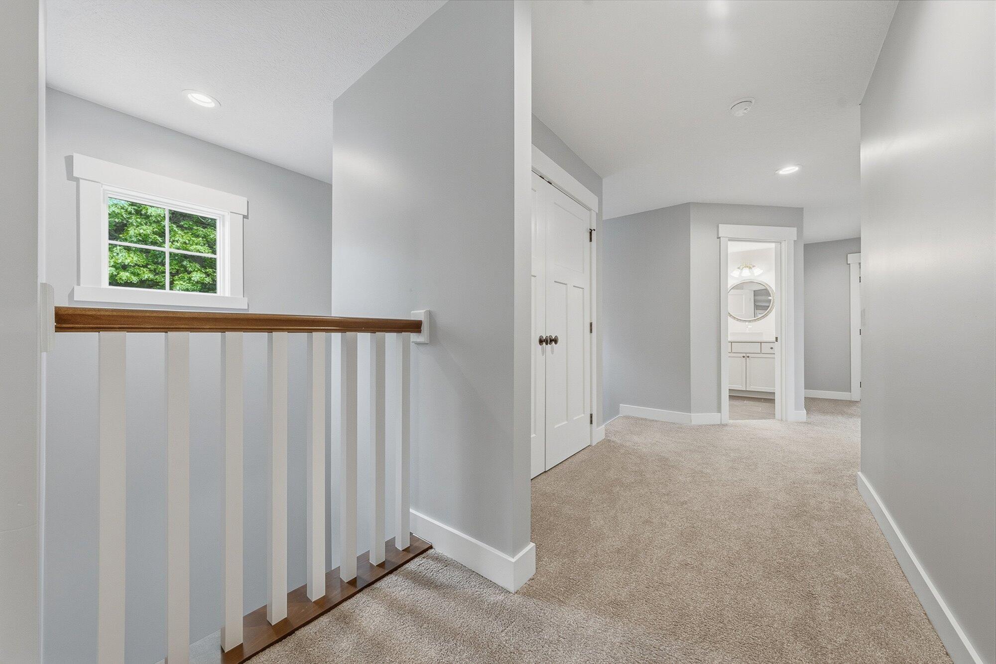 1573 S Crooked Lake Drive Kalamazoo MI 49009