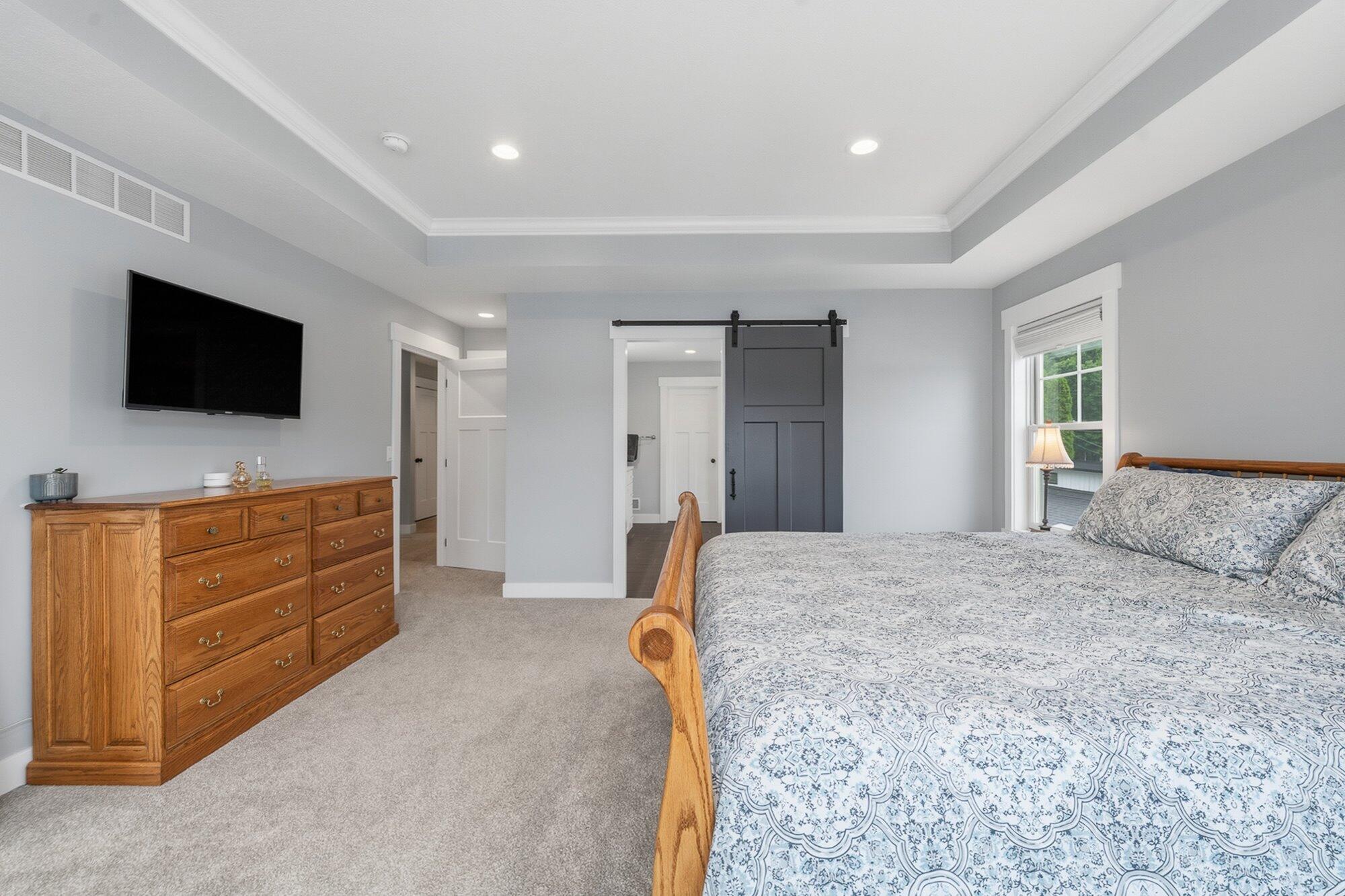 1573 S Crooked Lake Drive Kalamazoo MI 49009