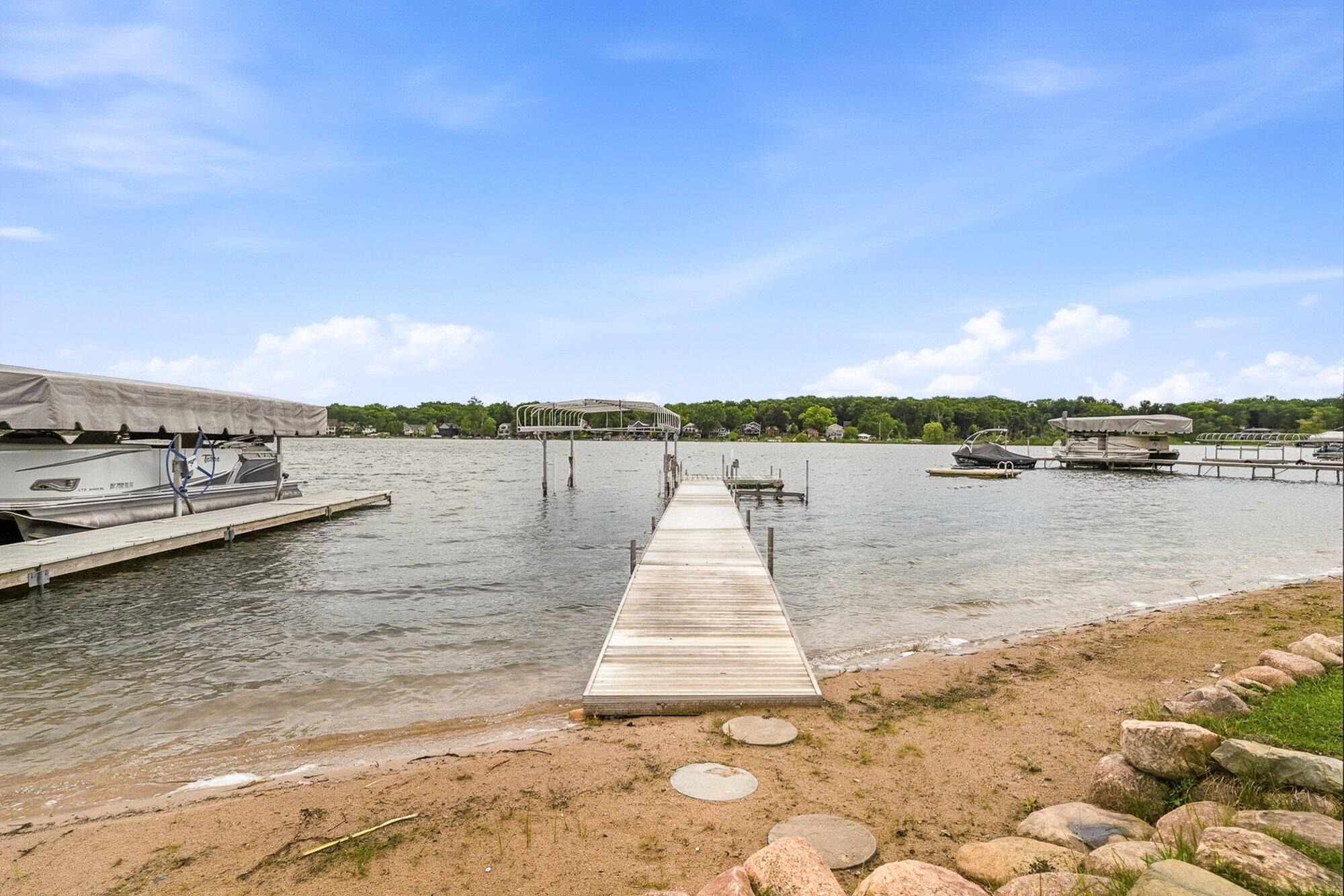 1573 S Crooked Lake Drive Kalamazoo MI 49009