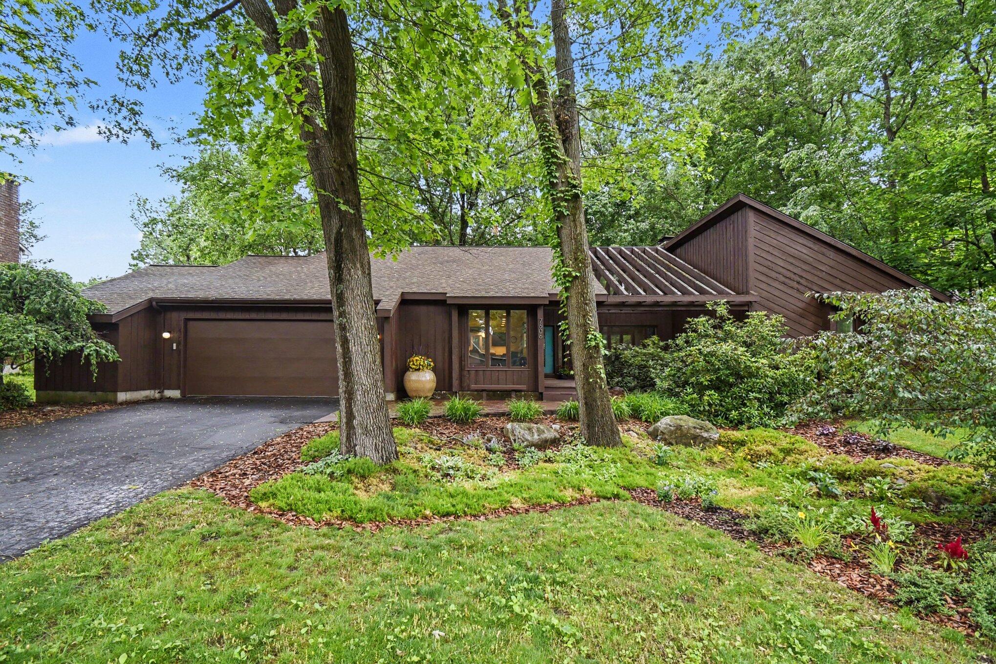 7606 Leyton Drive SE Ada MI 49301