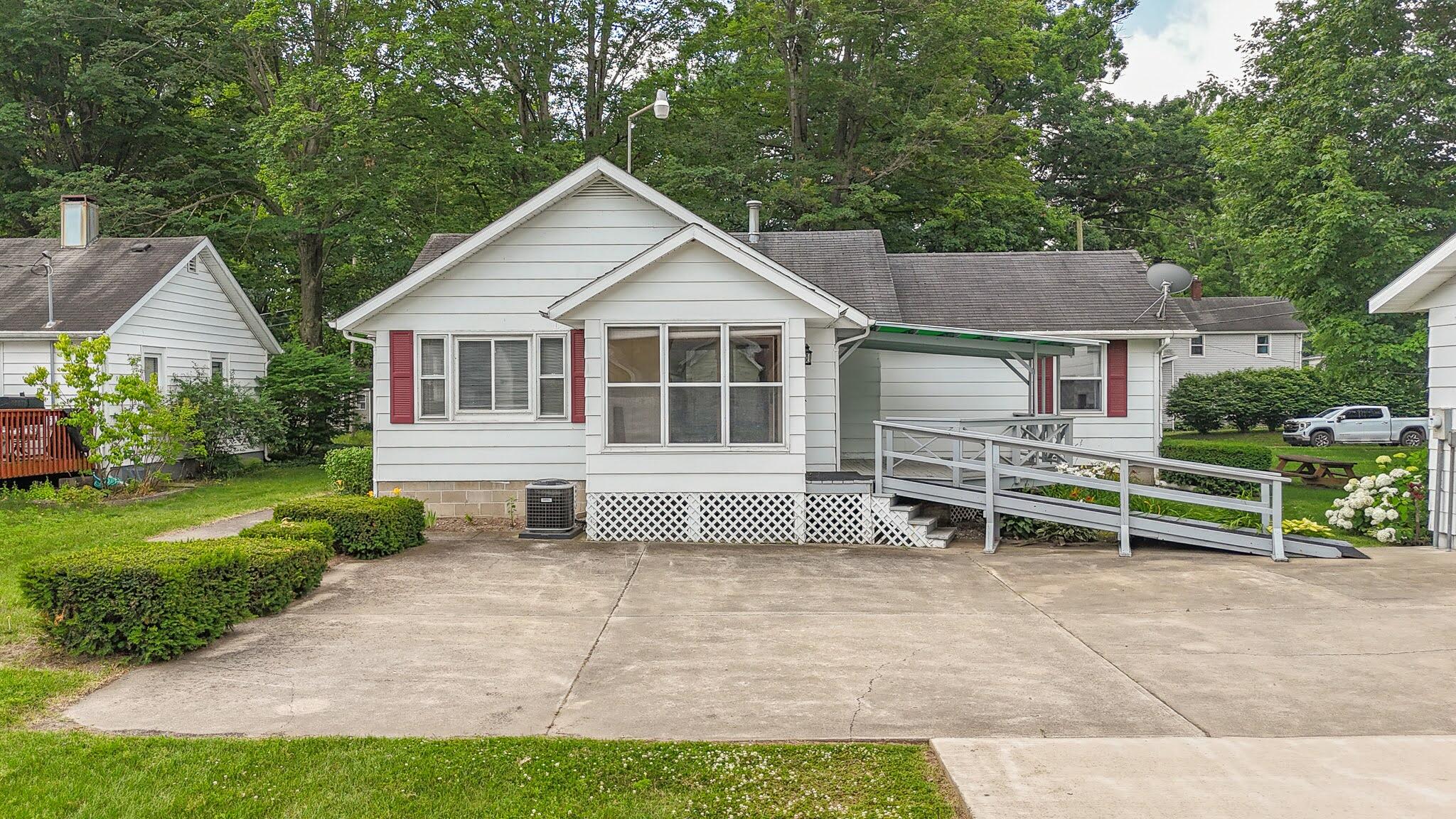 205 Haines Street Dowagiac MI 49047