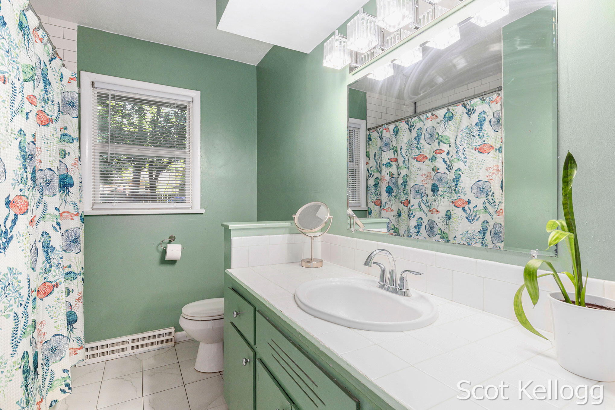 1426 Lewison Avenue NE Grand Rapids MI 49505
