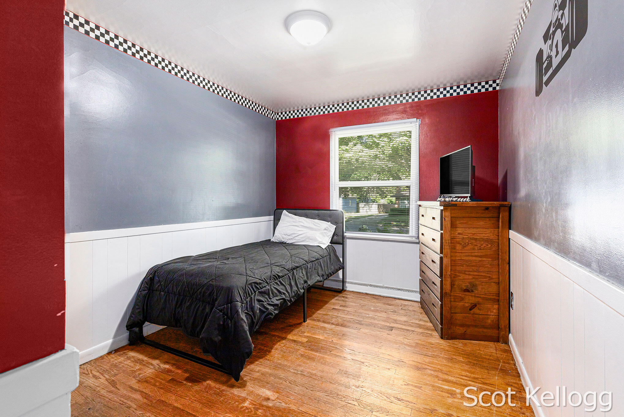 1426 Lewison Avenue NE Grand Rapids MI 49505