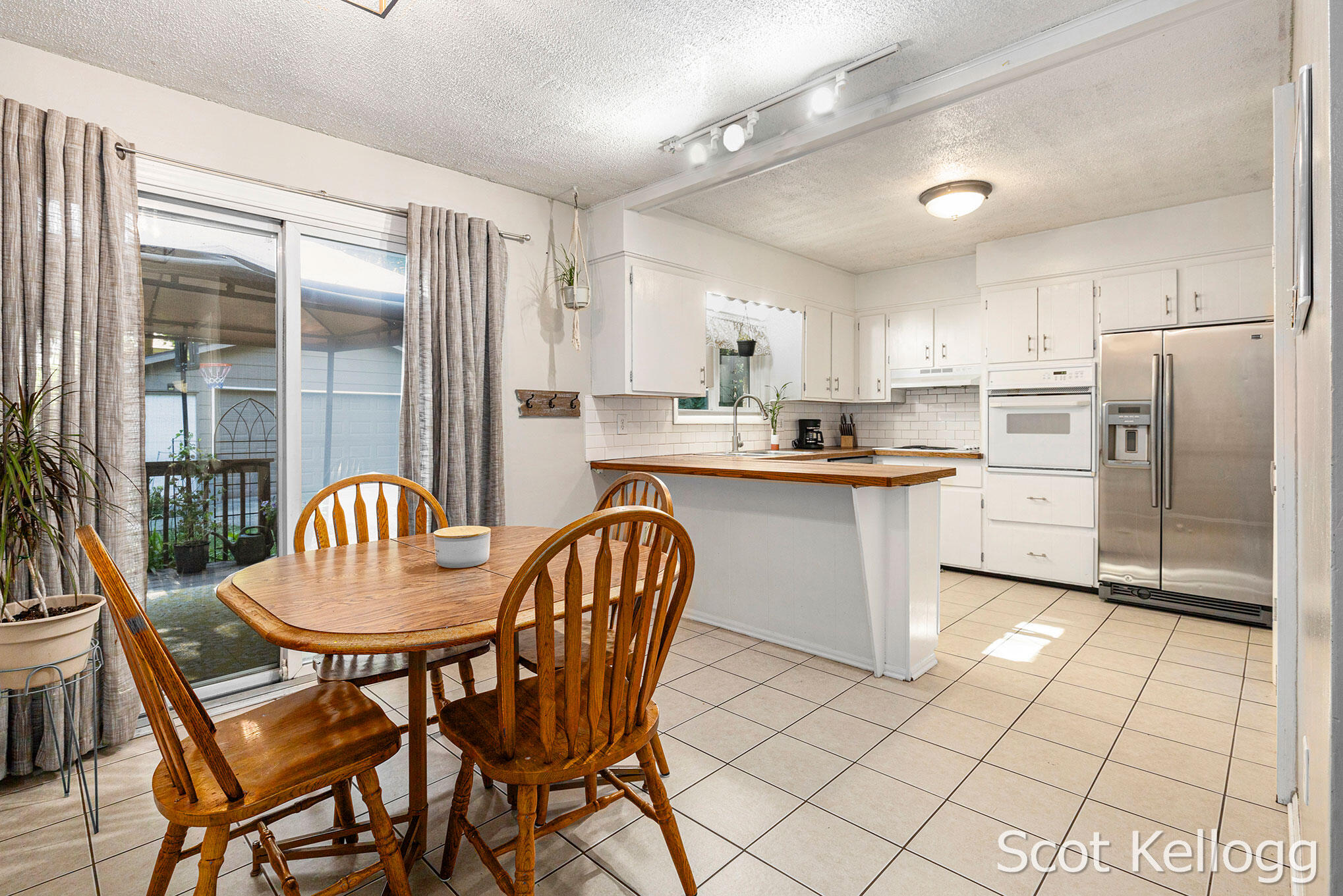 1426 Lewison Avenue NE Grand Rapids MI 49505