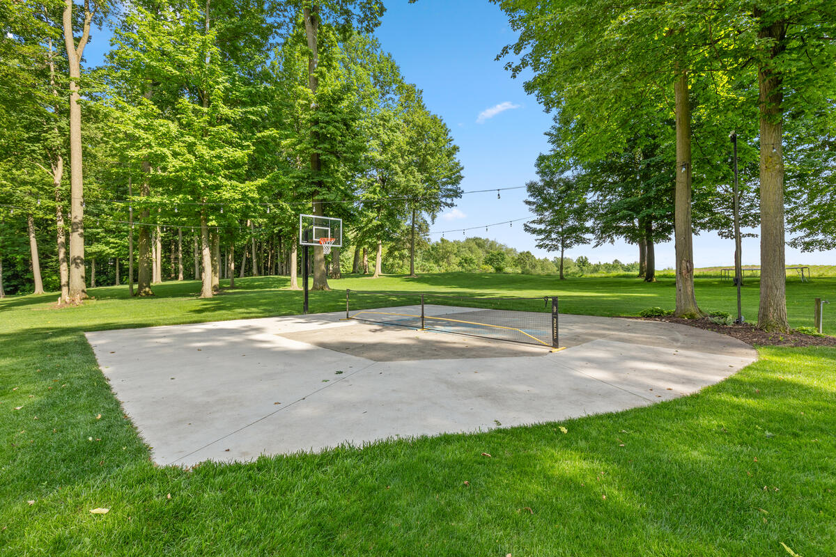 2840 Mary Nell Drive SW Byron Center MI 49315