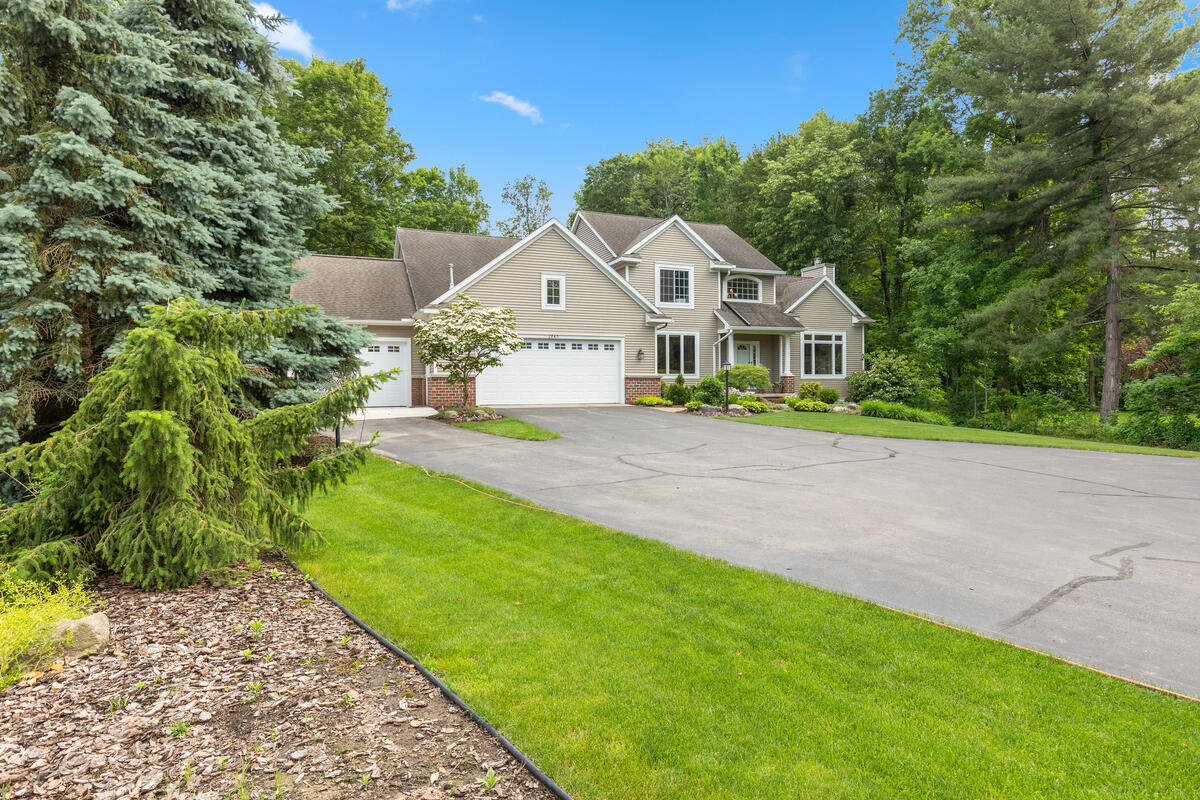 2840 Mary Nell Drive SW Byron Center MI 49315