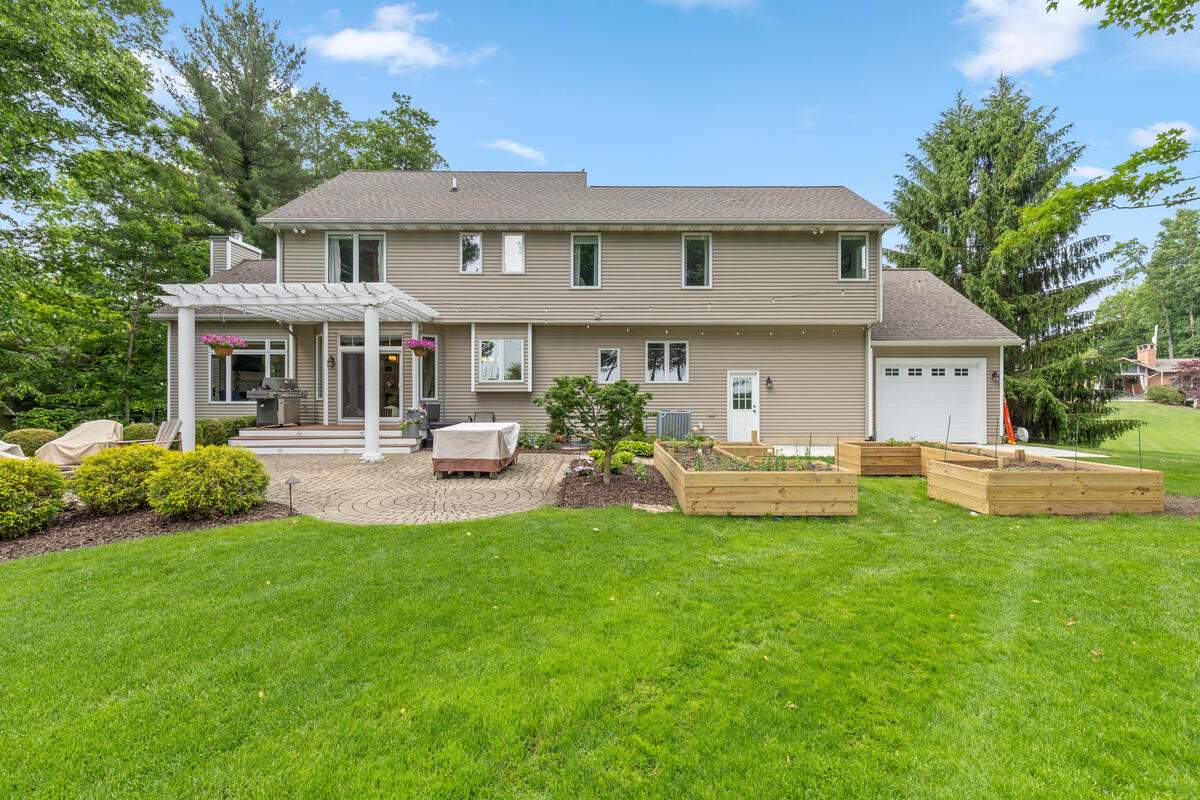 2840 Mary Nell Drive SW Byron Center MI 49315