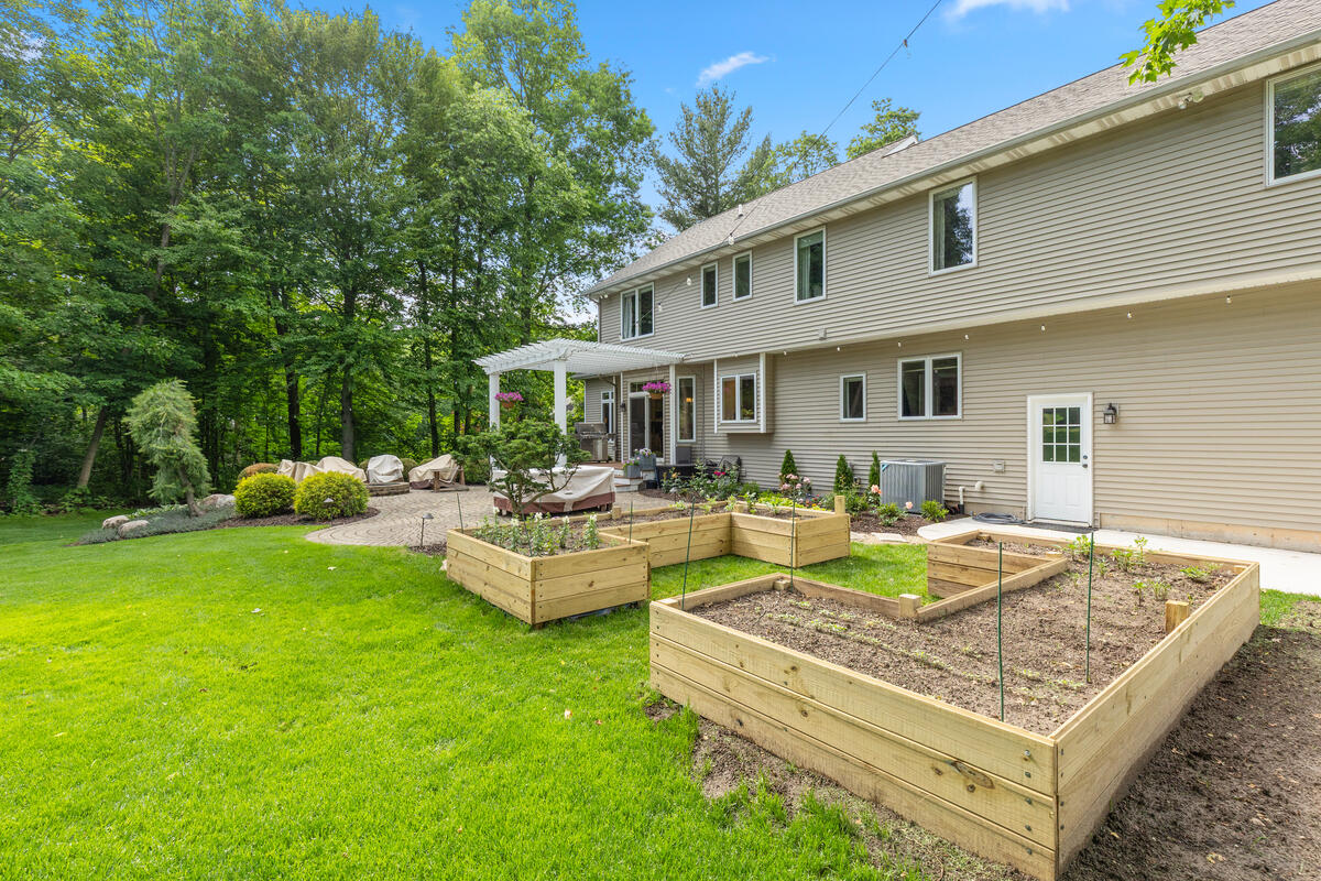 2840 Mary Nell Drive SW Byron Center MI 49315