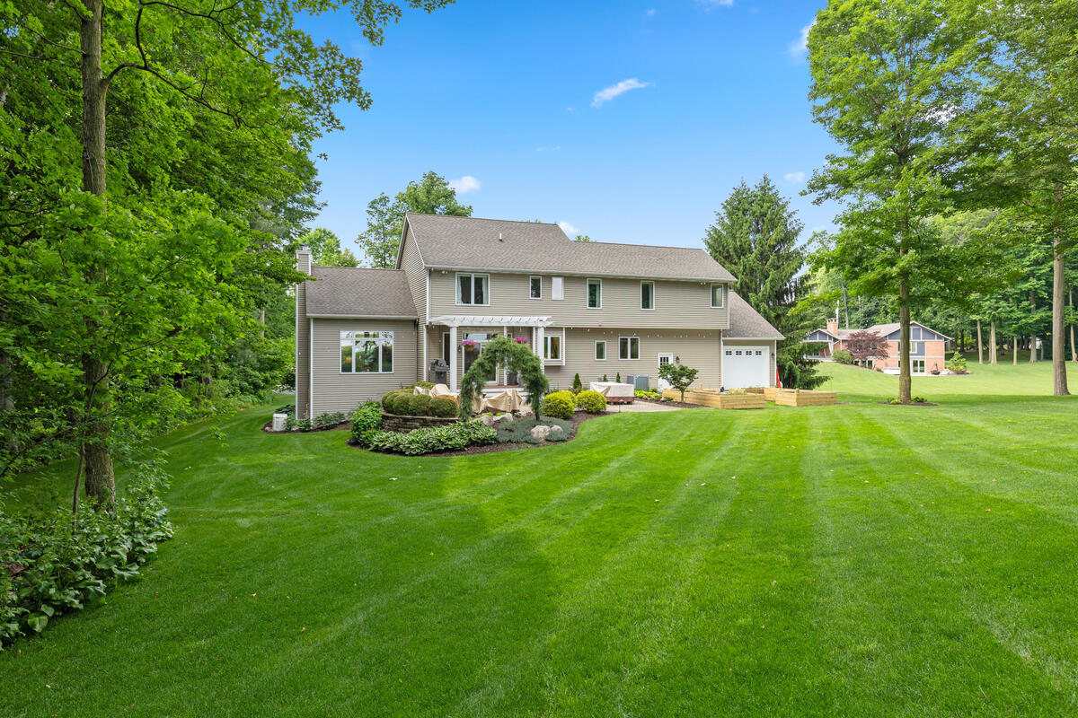 2840 Mary Nell Drive SW Byron Center MI 49315