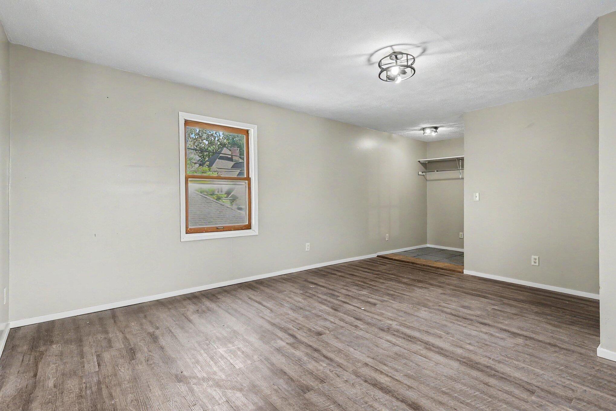 349 Maple Avenue Holland MI 49423