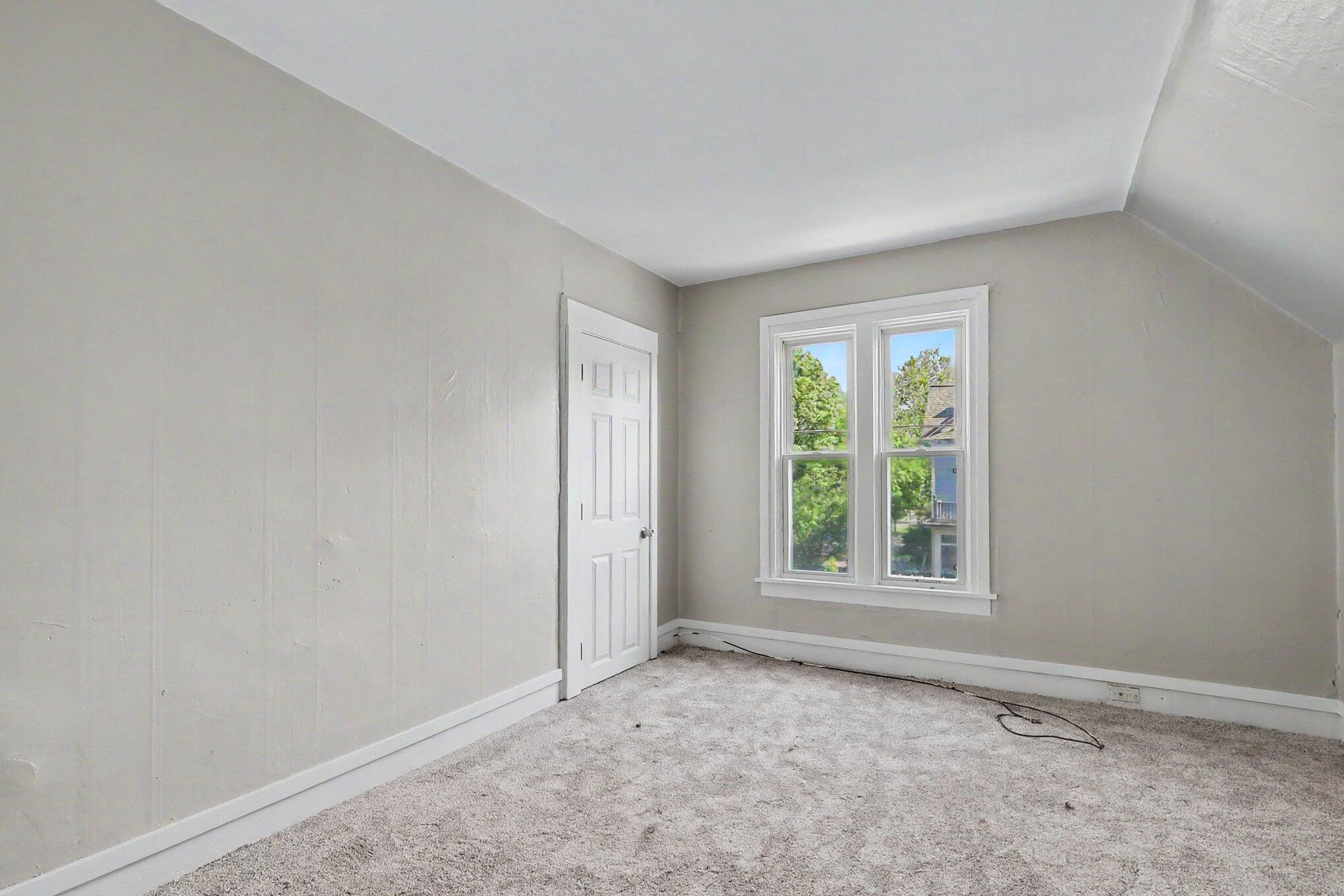 349 Maple Avenue Holland MI 49423