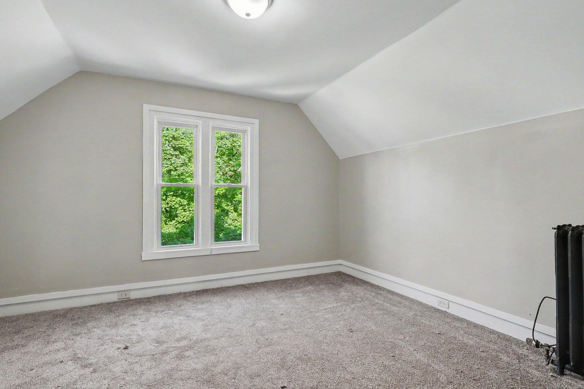 349 Maple Avenue Holland MI 49423