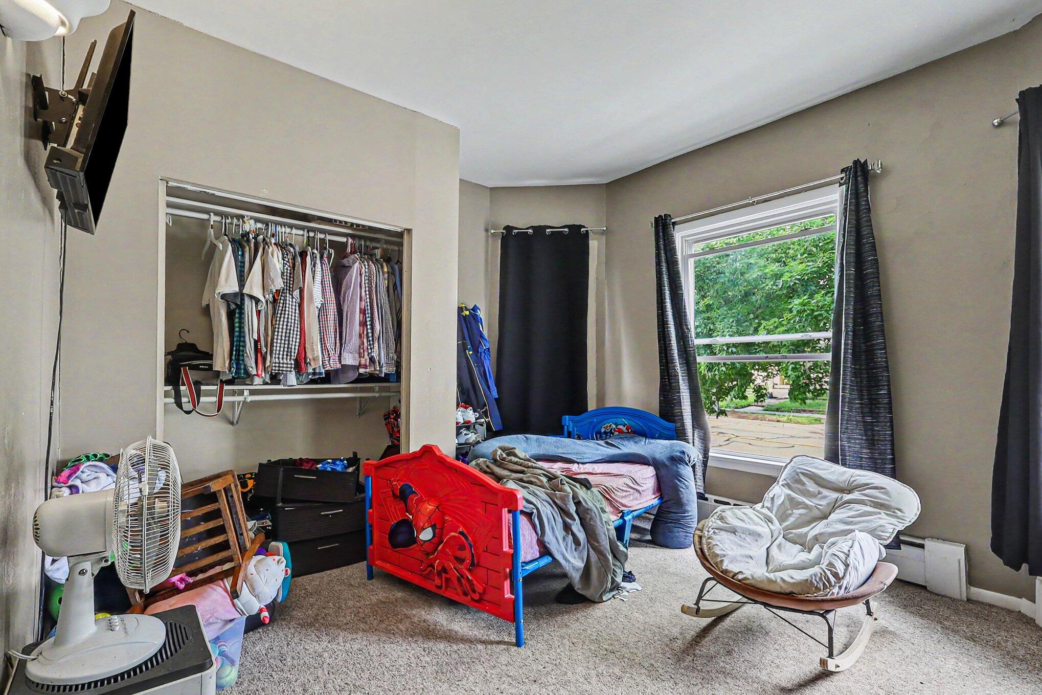 349 Maple Avenue Holland MI 49423